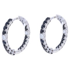 Roberto Coin Orecchini a cerchio con zaffiro e diamante all'interno, oro bianco 18k Rnd2.16ctw