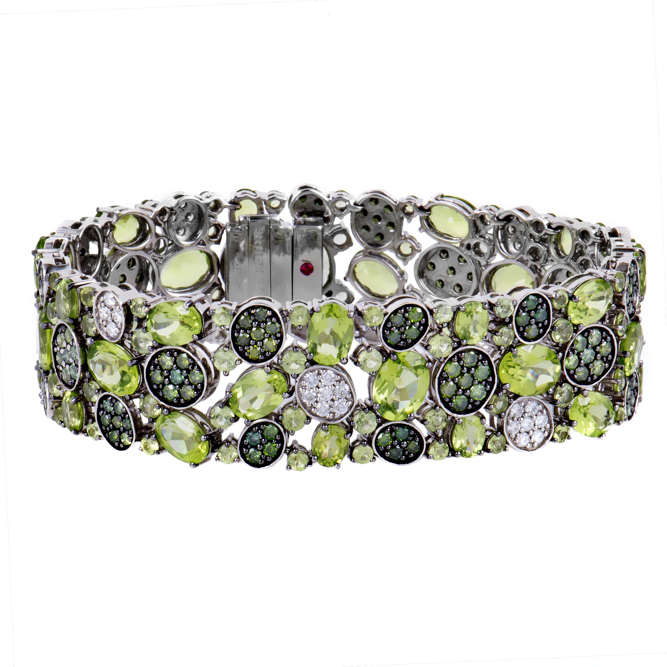 Roberto Coin Shanghai Armband aus 18 Karat Gold mit Peridot und weißen und grünen Diamanten im Zustand „Neu“ in Southampton, PA