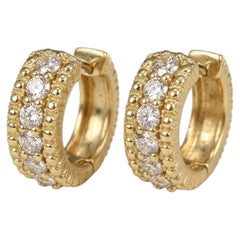 Orecchini a cerchio "Huggie" Roberto Coin Siena in oro giallo 18k con diamanti