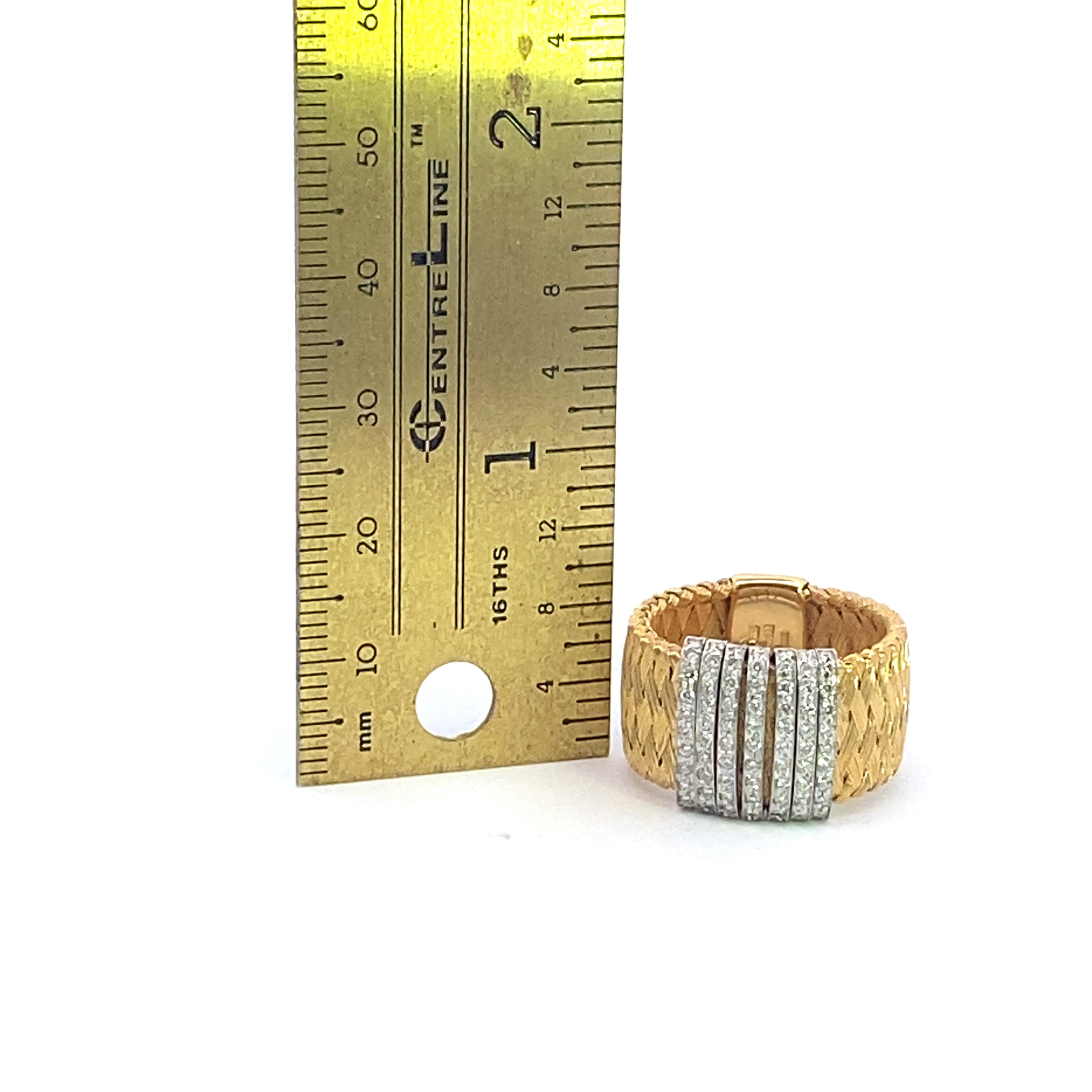 Roberto Coin 18k two tone silk weave ring. 6.6Dwt. Size 7 Mark states Italy 18k *1226 VI. This mark used by Roberto Coin S.P.A since 1996.