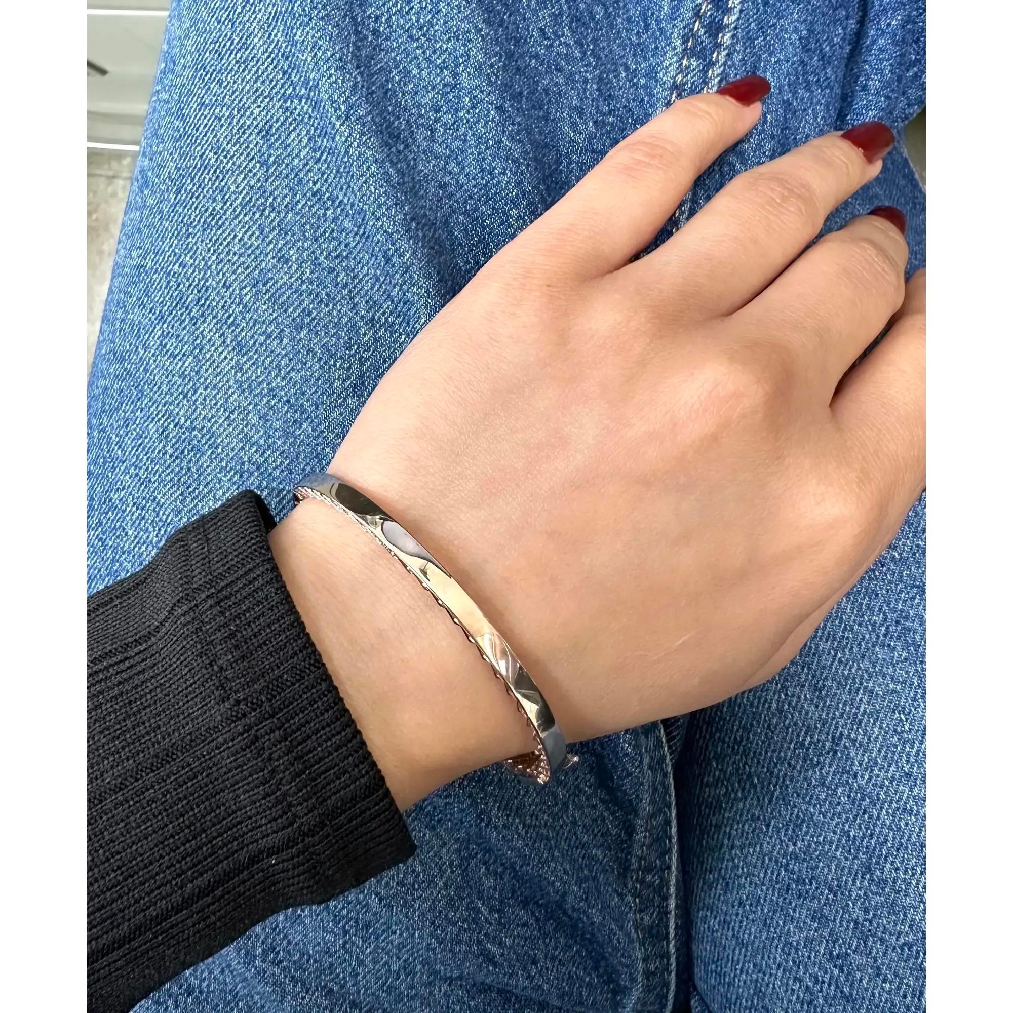 Roberto Coin, bracelet jonc symphonique Golden Gate en or rose 18 carats Excellent état - En vente à New York, NY