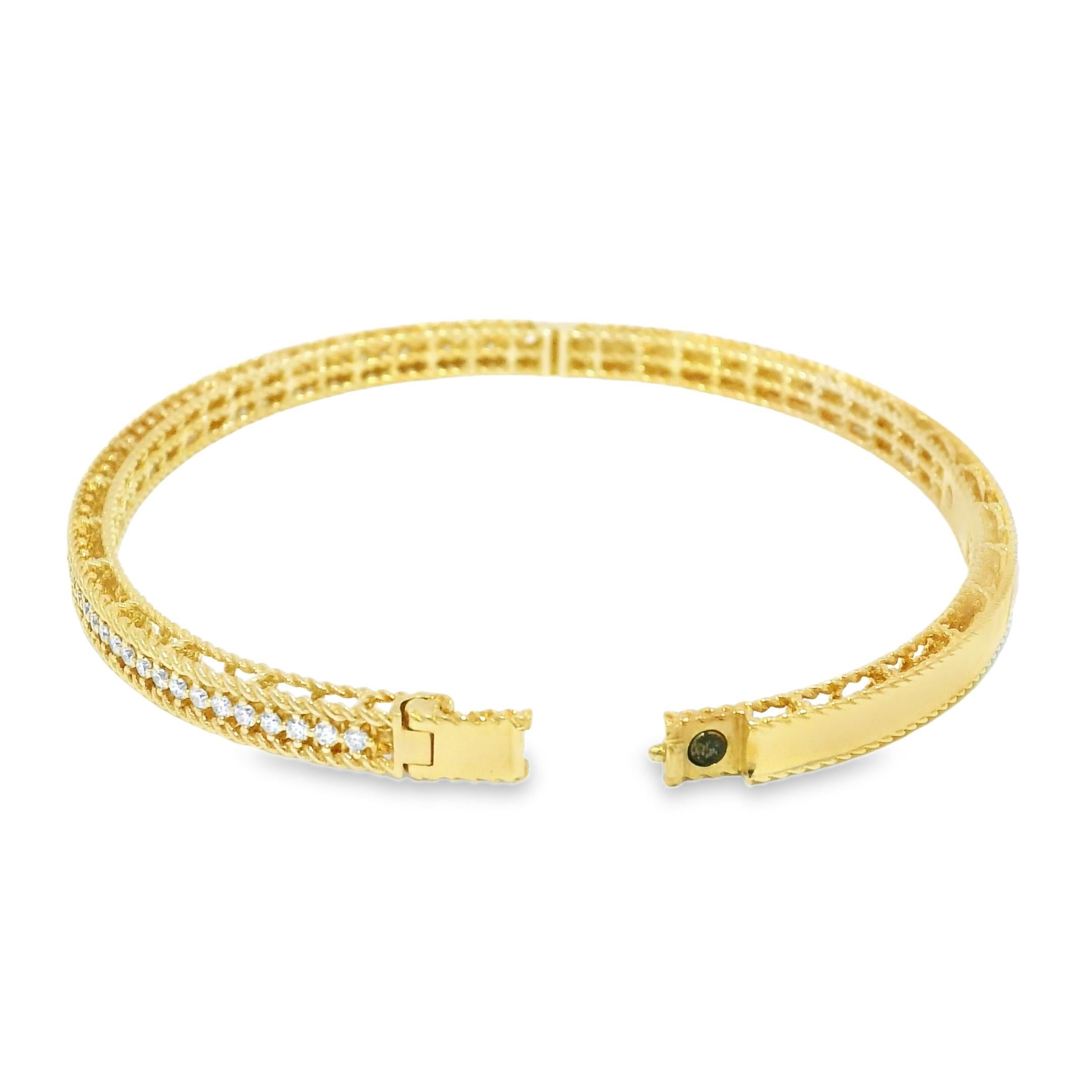 Modern Roberto Coin Symphony Princess Diamond 18-Karat Hinged Bracelet In Stock For Sale