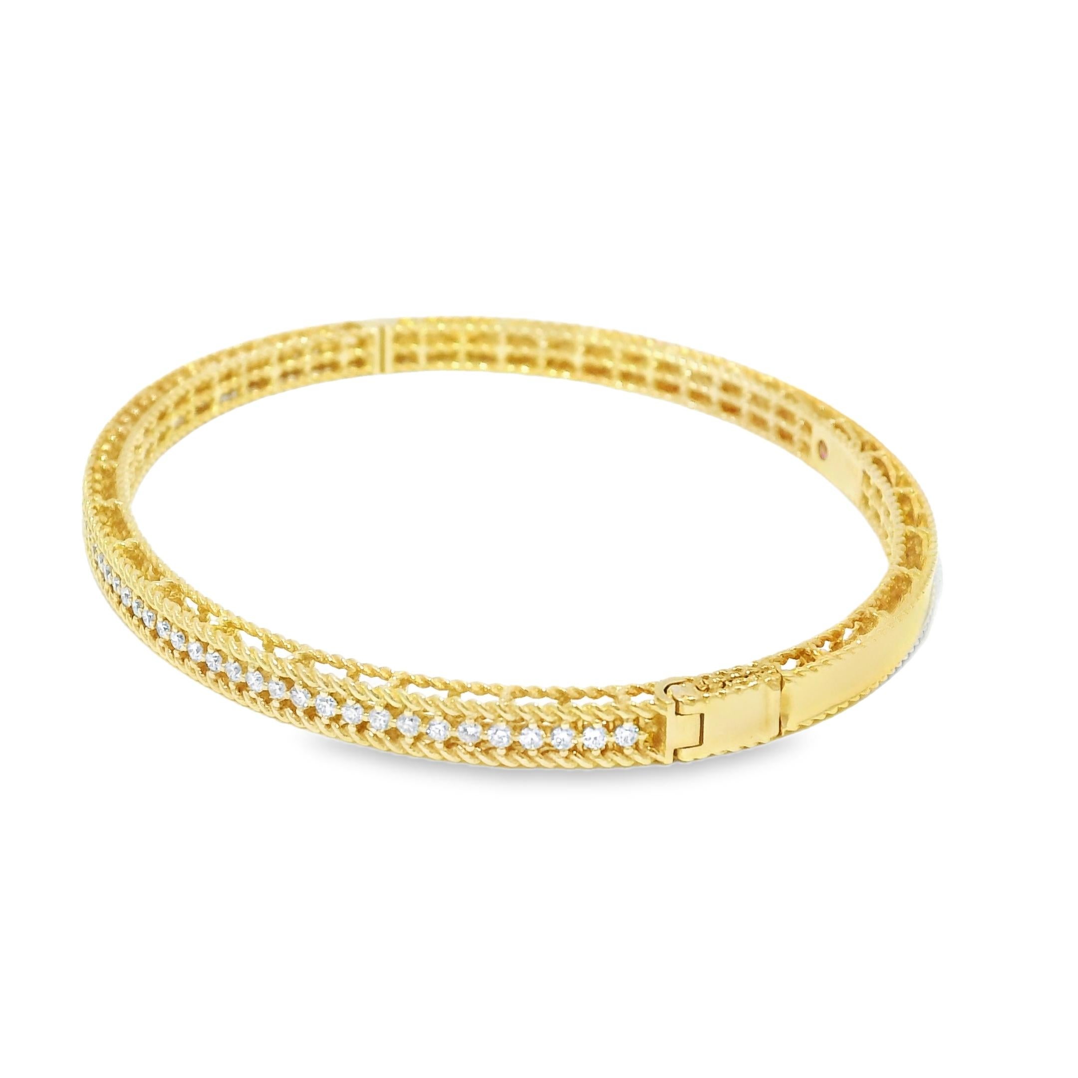 Roberto Coin Symphony Princess Diamond 18-Karat Hinged Bracelet In Stock For Sale 2