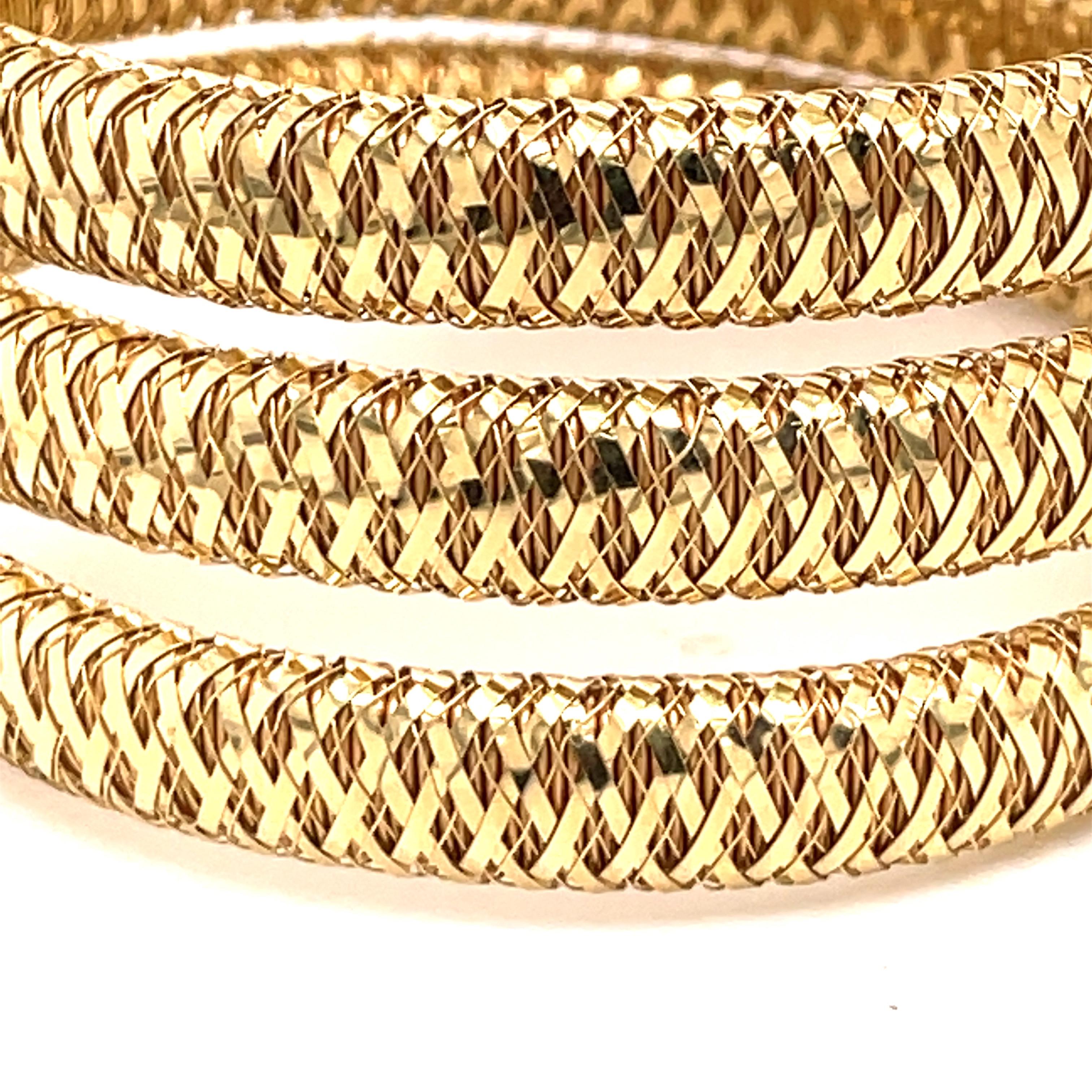 Contemporary Roberto Coin Tubogas Snake Bracelet 18 Karat Yellow Gold 50.5 Grams