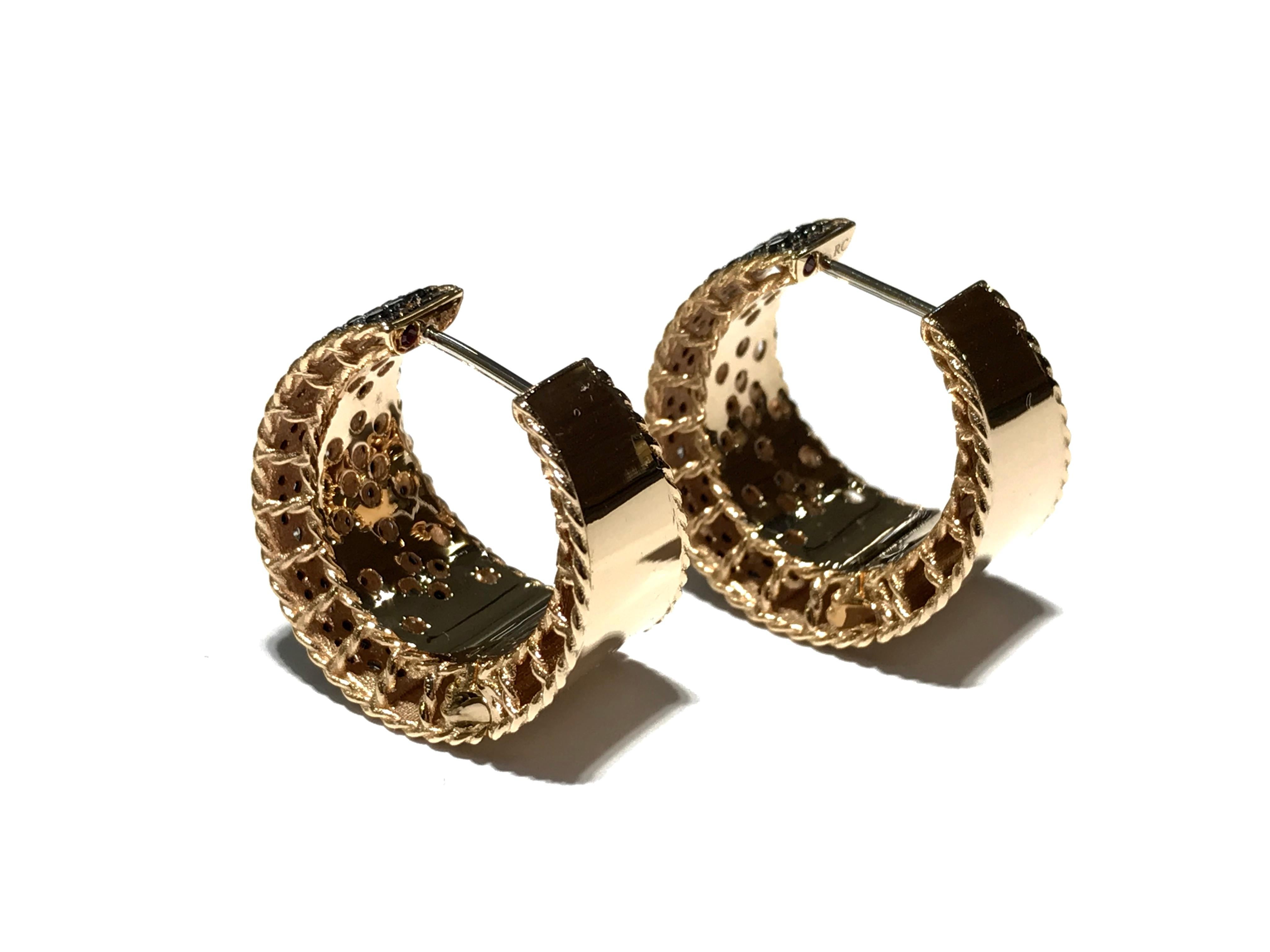 Roberto Coin Venetian Princess Collection Black Diamond Hoop Earrings In New Condition For Sale In Toronto, Ontario