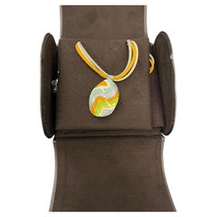 Colgante de esmalte vintage Roberto Coin de varios colores en oro blanco de 18 ct