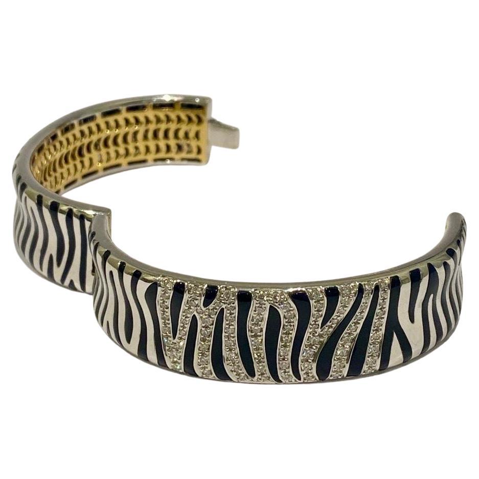 Bracelet de la collection Zebra de Roberto Coin. Deux tons or jaune et blanc 18k et émail en vente 2