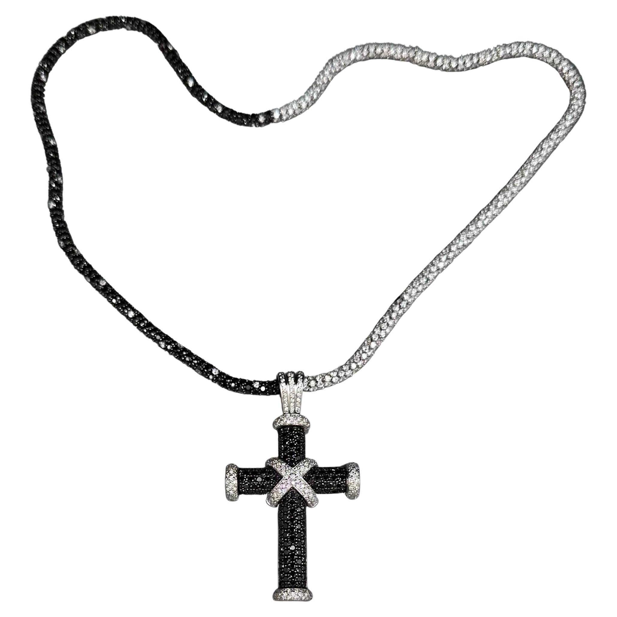 Roberto Demeglio 16ct Colorless Black Diamond Cross Necklace/Bracelet White Gold For Sale