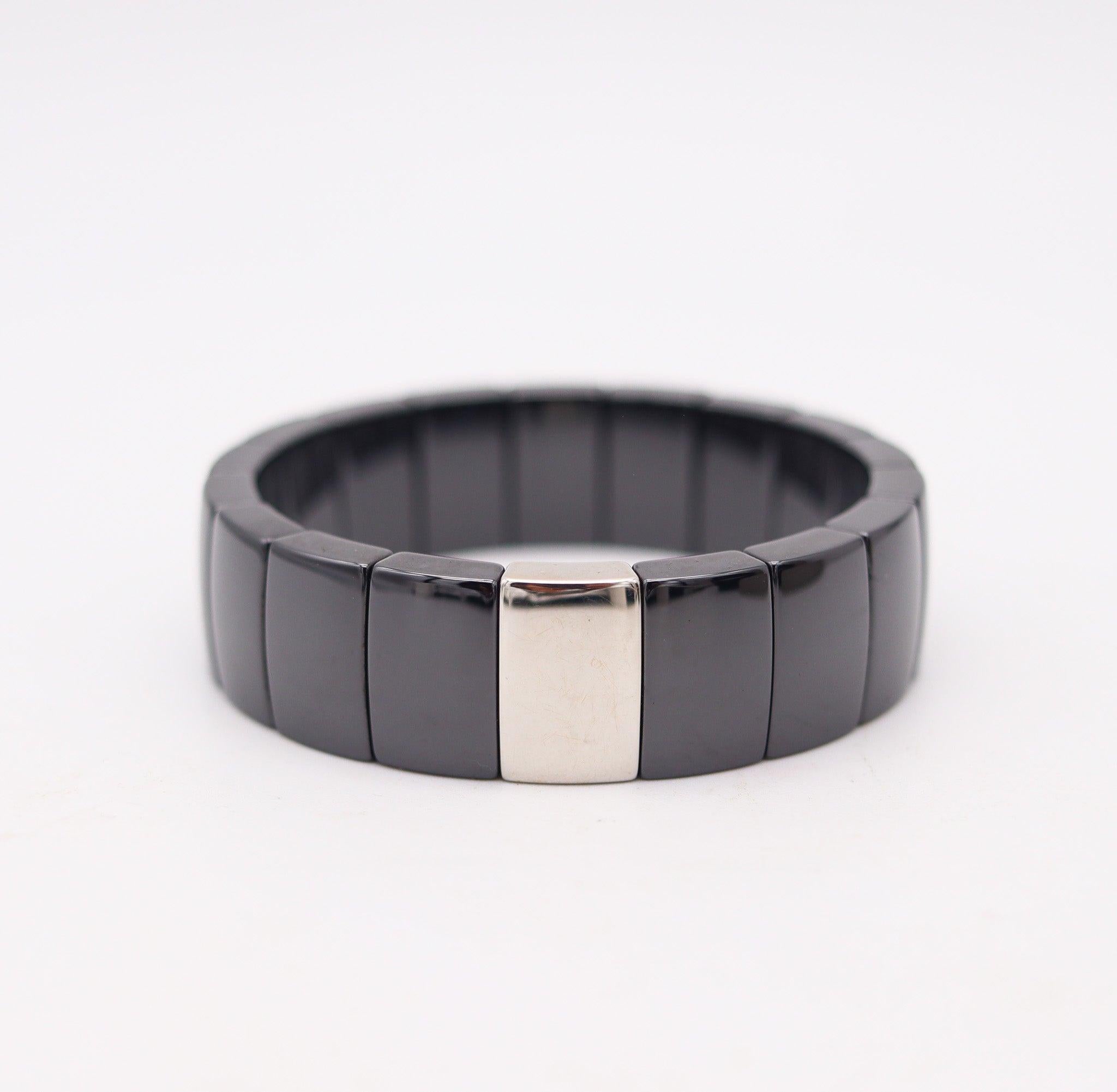 ROBERTO DEMEGLIO Italian Stretch Bracelet In Titanium And Black Ceramic In Excellent Condition For Sale In Miami, FL