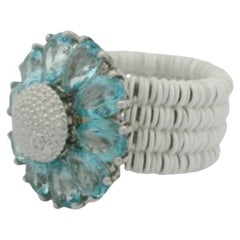 Roberto Demeglio white Cermaic and sterling spinning flower ring