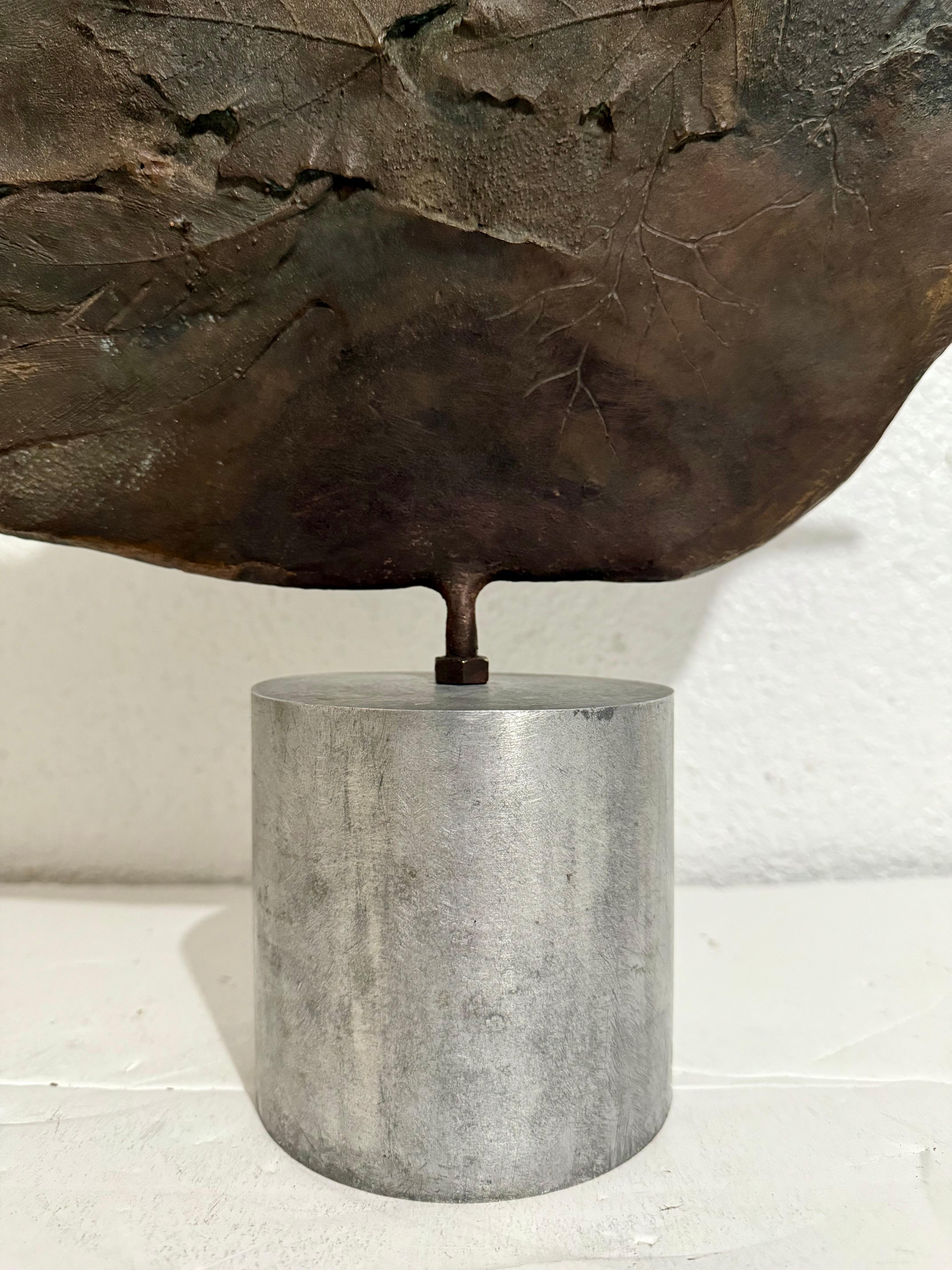 Grand bronze moderniste latino-américain abstrait du maître cubain Roberto Estopinan en vente 8