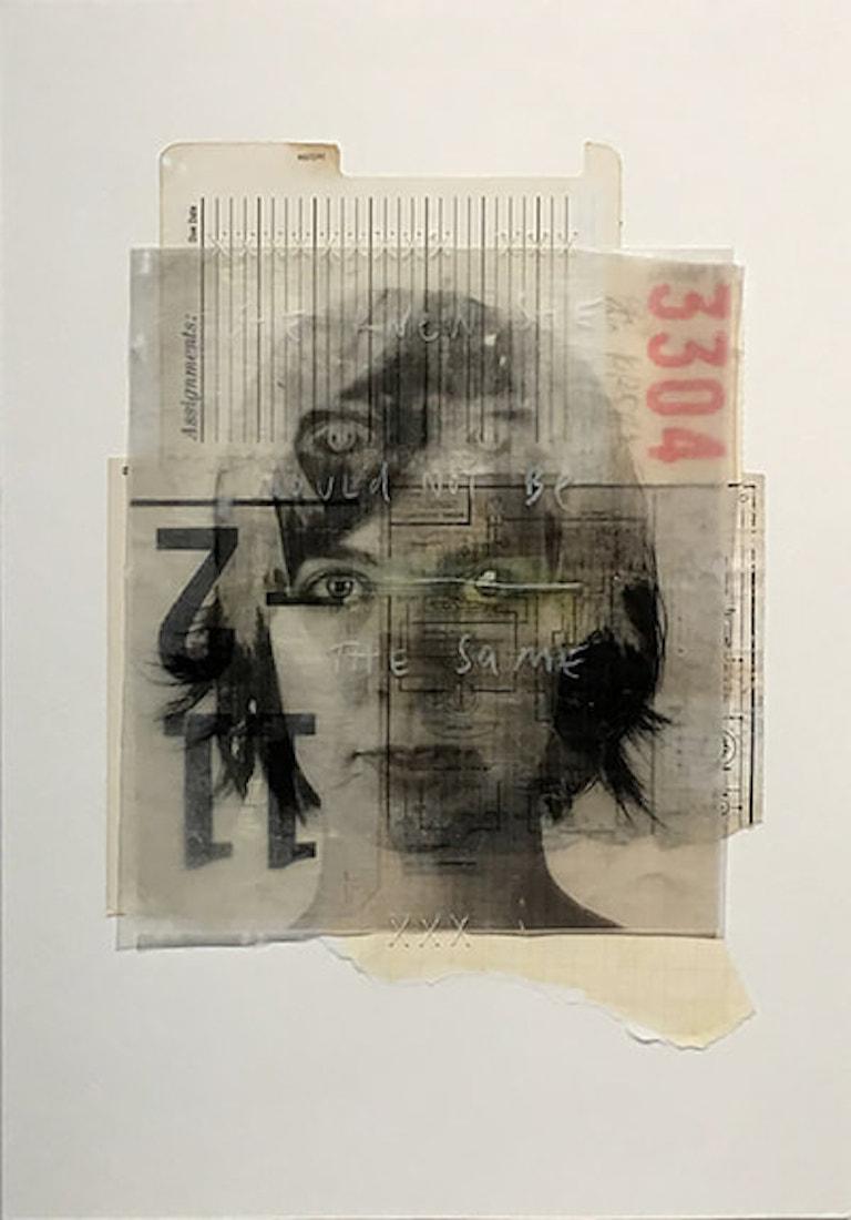 Elle se doutait qu'elle ne serait pas la même, portrait au collage technique mixte - Pop Art Photograph par Roberto Fonfria