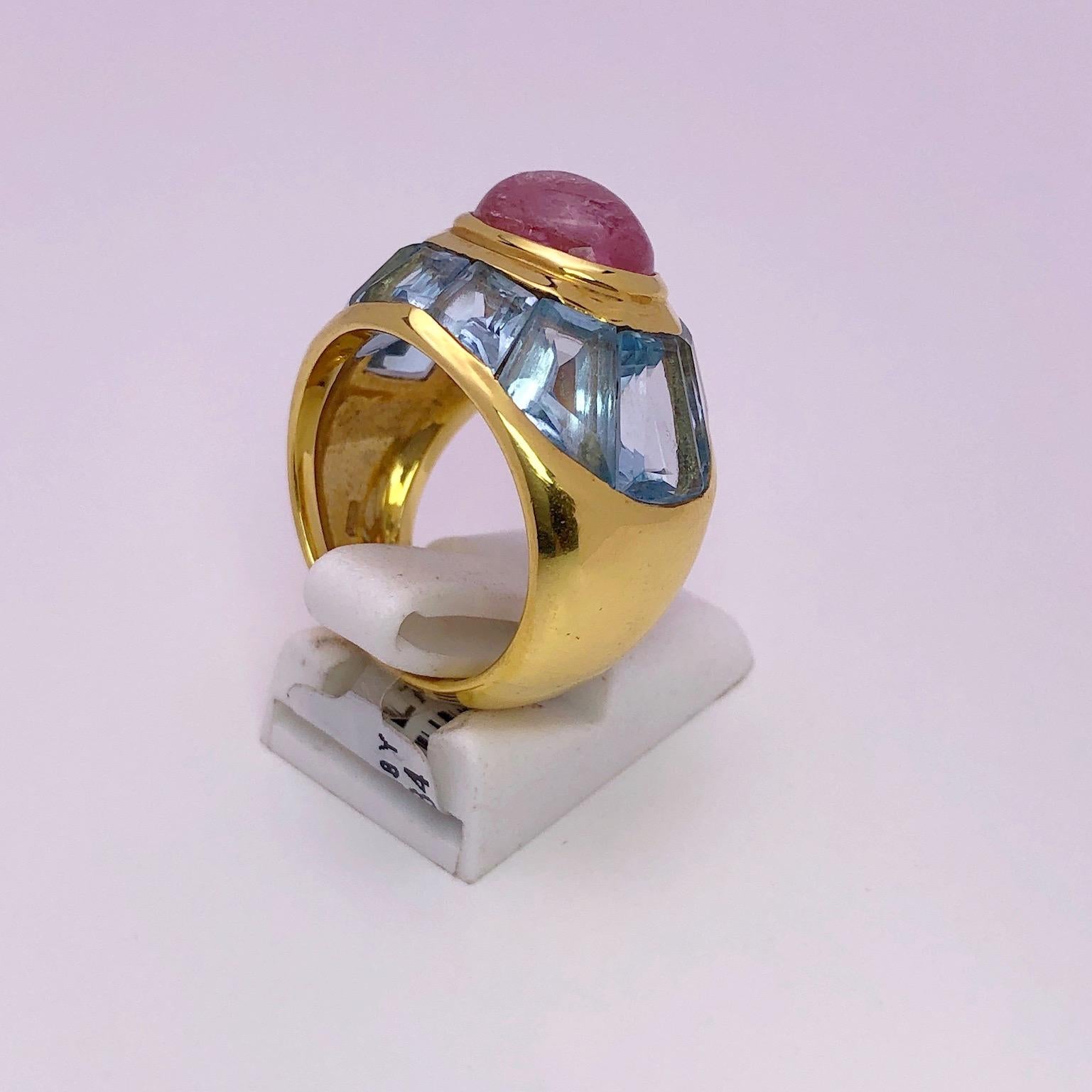 Contemporary Roberto Legnazzi 18 Karat Yellow Gold Ring with Pink Tourmaline and Blue Topaz For Sale