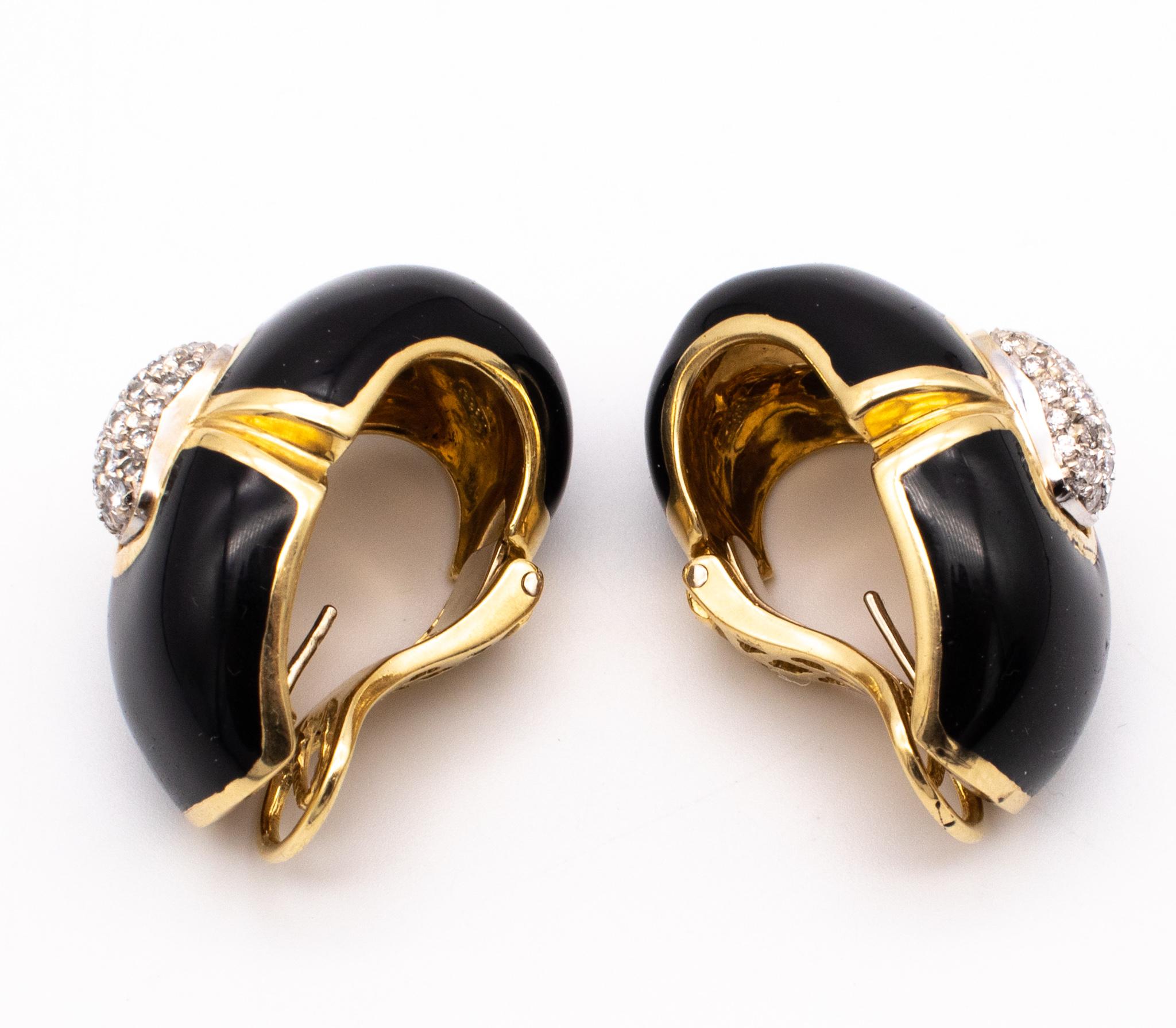 Women's Roberto Legnazzi 1970 Earrings 18Kt Gold With Black Enamel And 1.16 Ctw Diamonds For Sale
