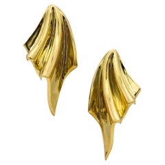 Roberto Legnazzi Clips d'oreilles Drapery en or jaune 18 carats, 1970