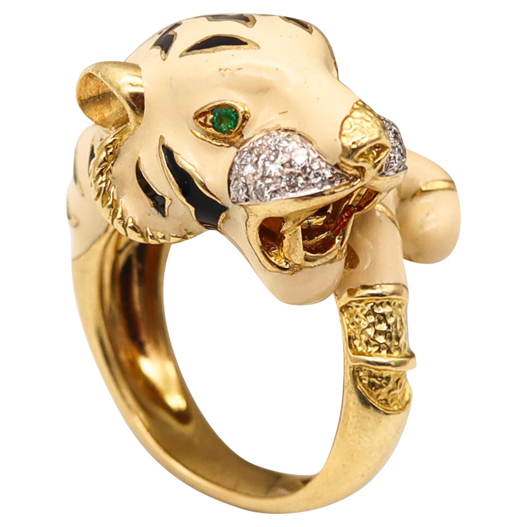 Roberto Legnazzi Enameled Tiger Ring In 18Kt Gold With Diamonds And Emeralds
