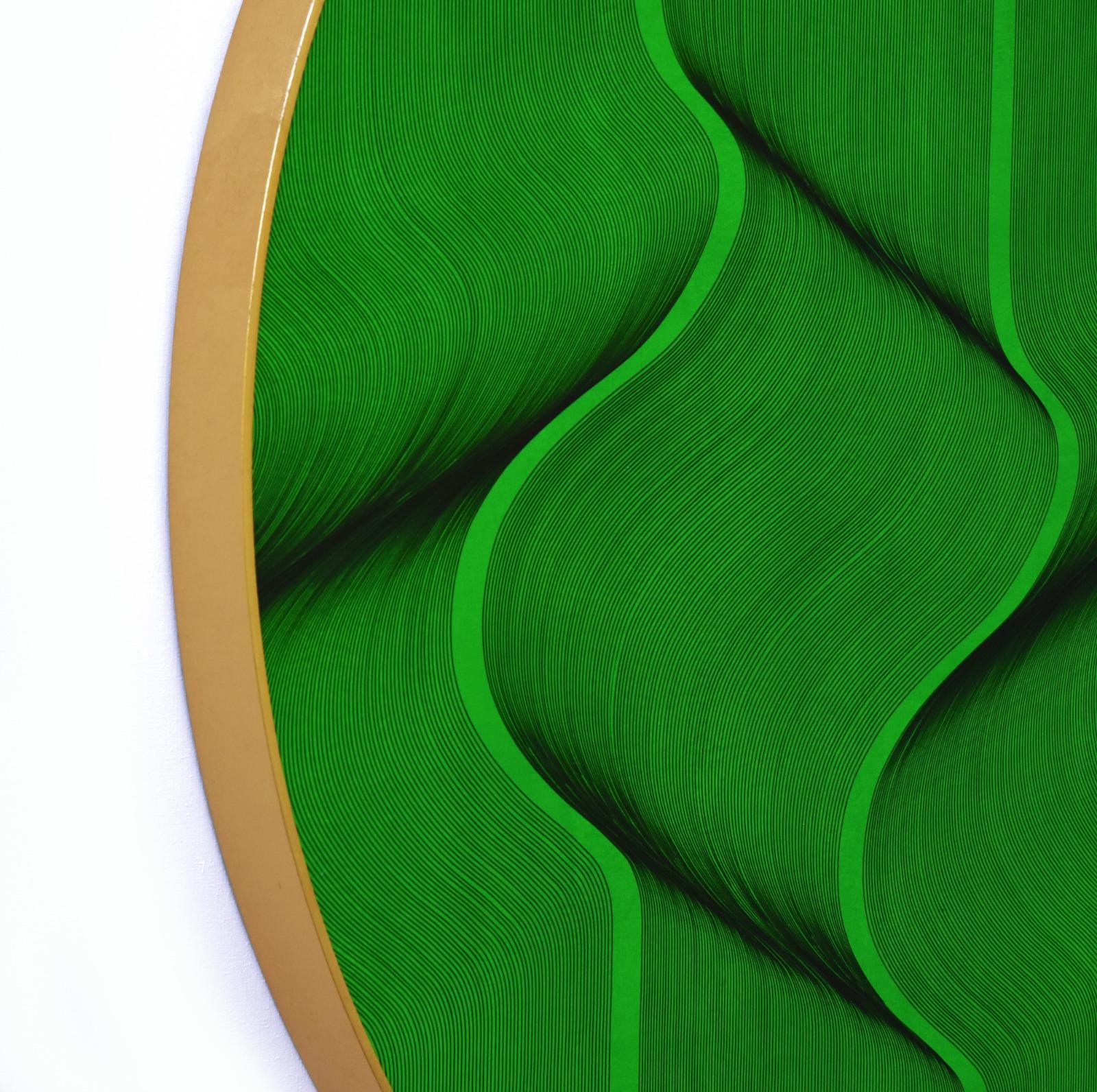 Grüne Oberfläche 2021 – geometrisches abstraktes Gemälde – Painting von Roberto Lucchetta