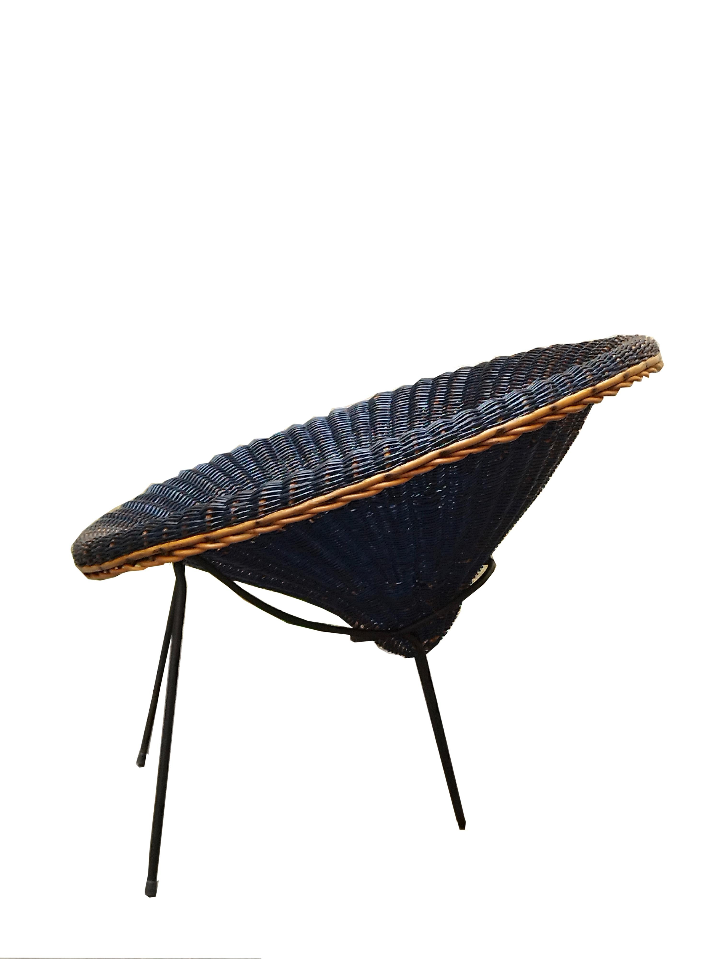 Roberto Mango Set aus zwei Sesseln und Couchtisch aus Rattan, Italien 1960er Jahre im Zustand „Gut“ im Angebot in Naples, IT