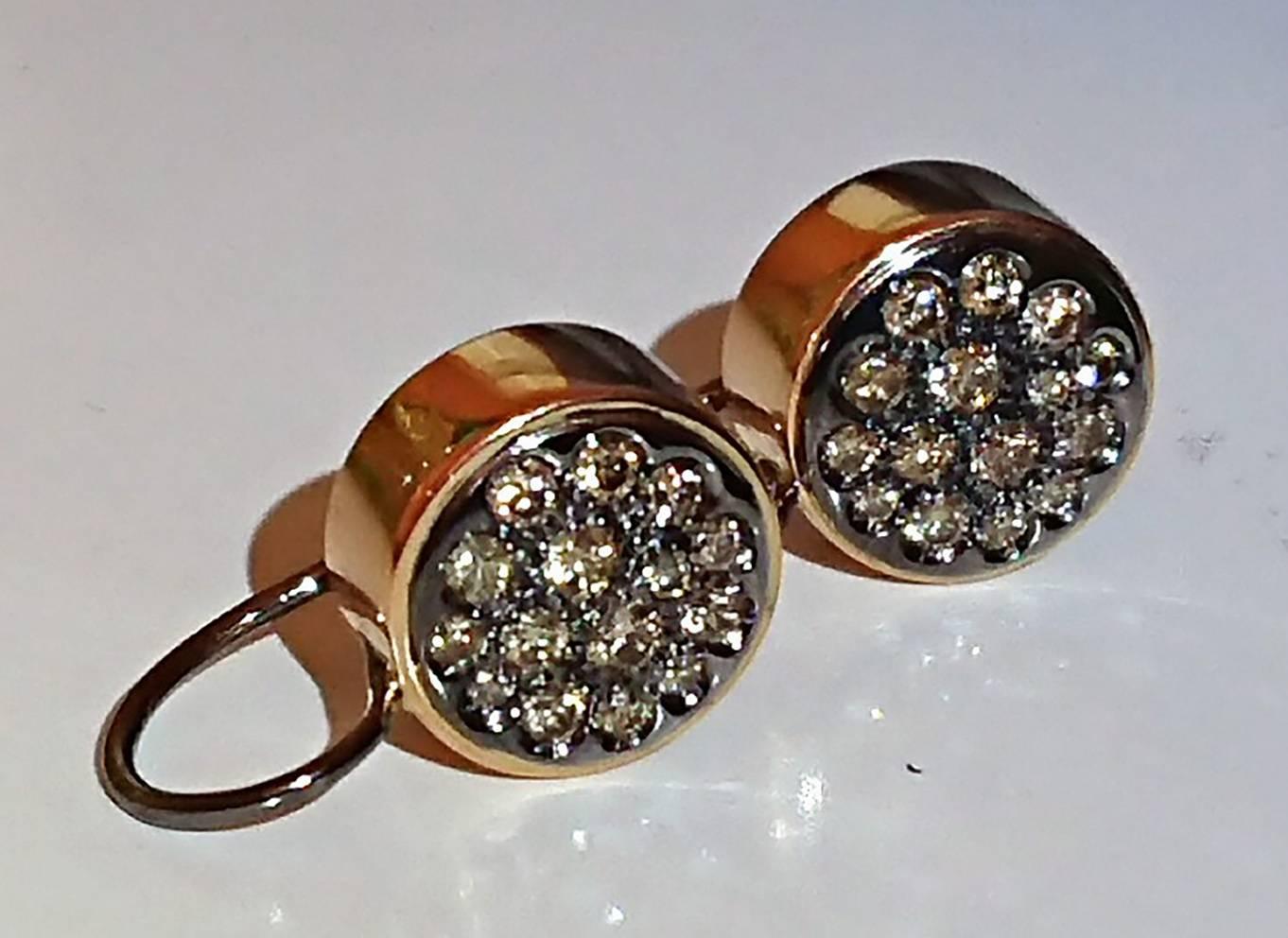 Roberto Marroni Diamond Earrings 18 Carat Gold In Good Condition For Sale In London, GB