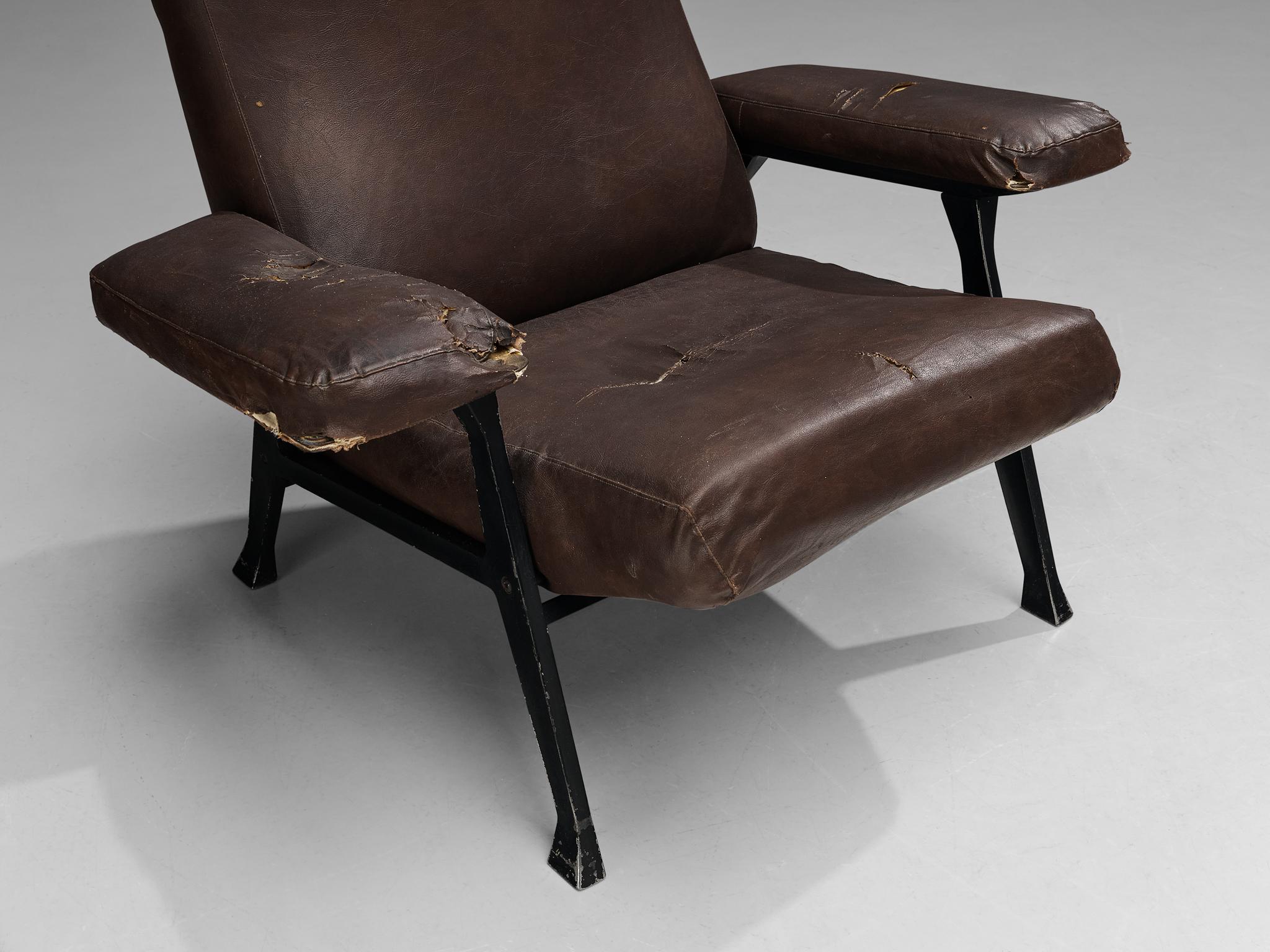 Roberto Menghi for Arflex Pair of ‘Hall’ Lounge Chairs in Brown 3