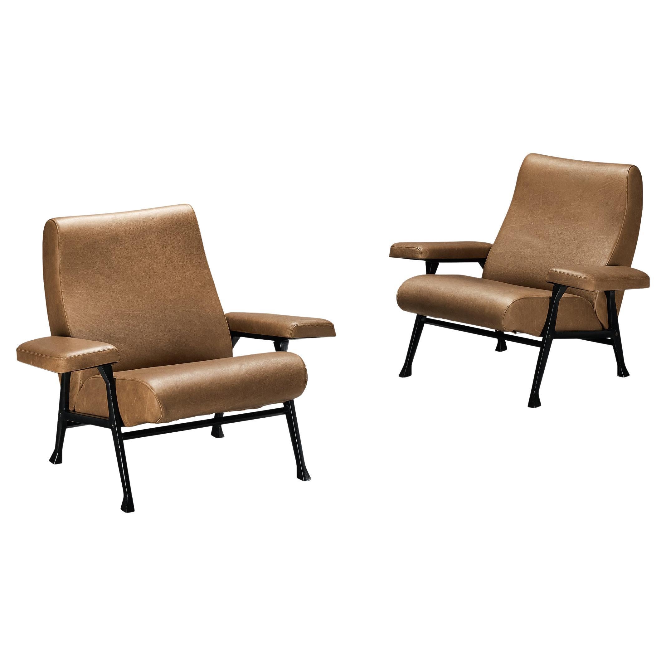 Roberto Menghi for Arflex Pair of ‘Hall’ Lounge Chairs in Brown Leather  For Sale