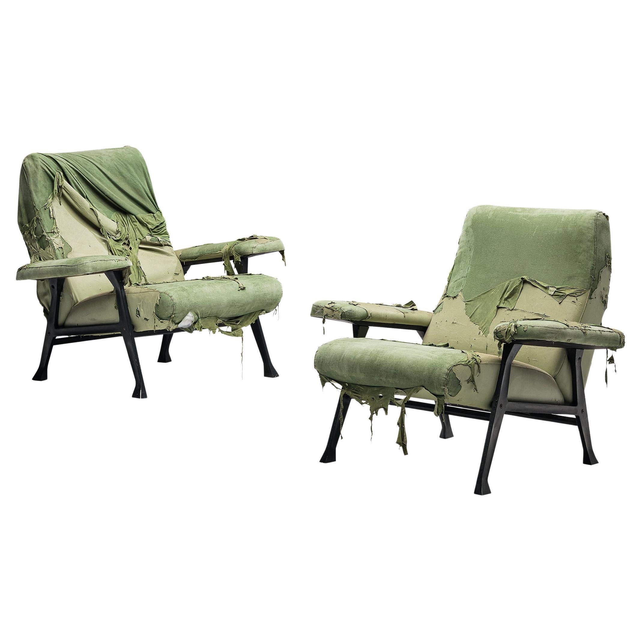 Roberto Menghi for Arflex Pair of ‘Hall’ Lounge Chairs in Green Fabric 