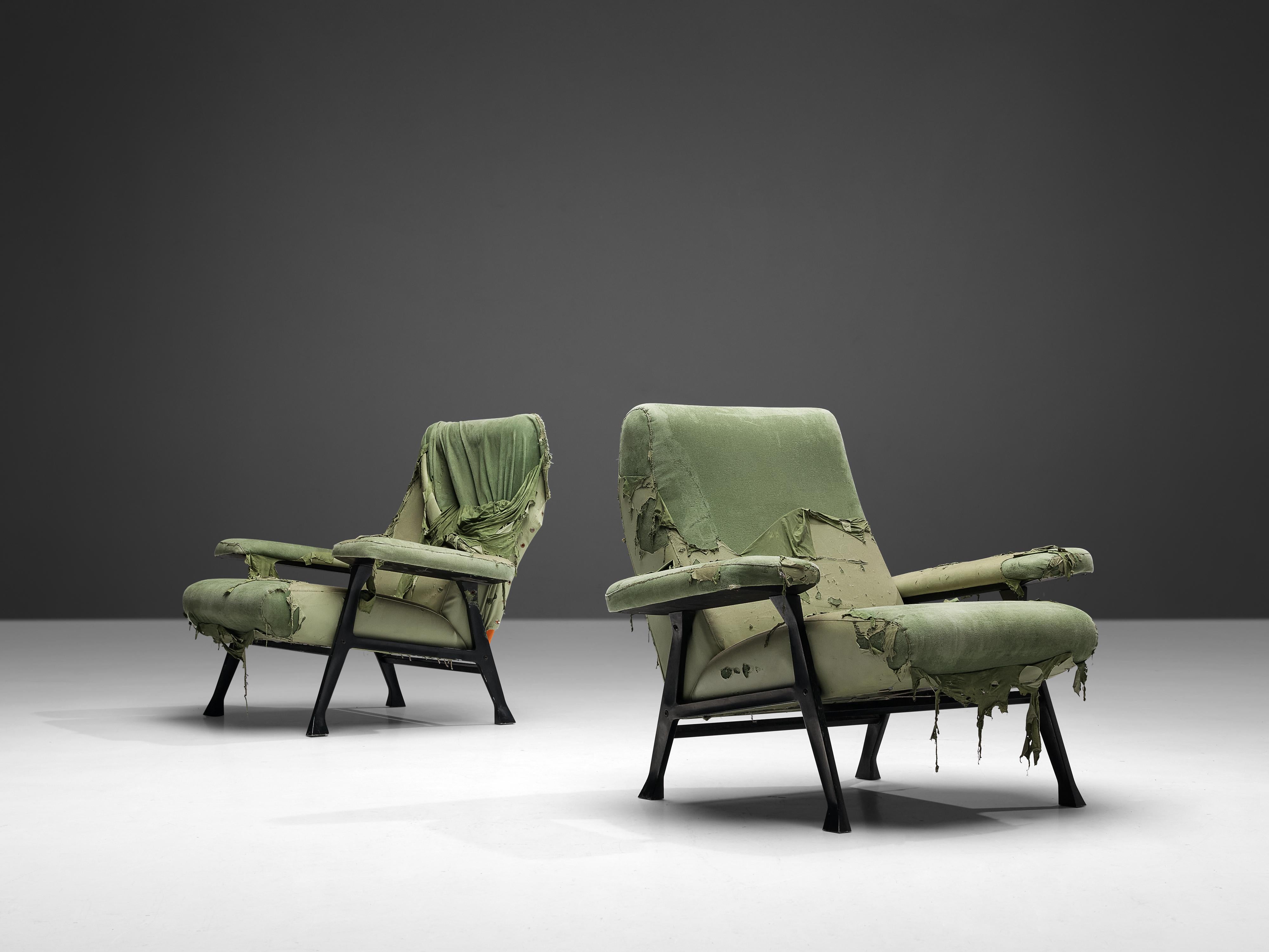 Italian Roberto Menghi for Arflex Pair of ‘Hall’ Lounge Chairs in Light Green Fabric