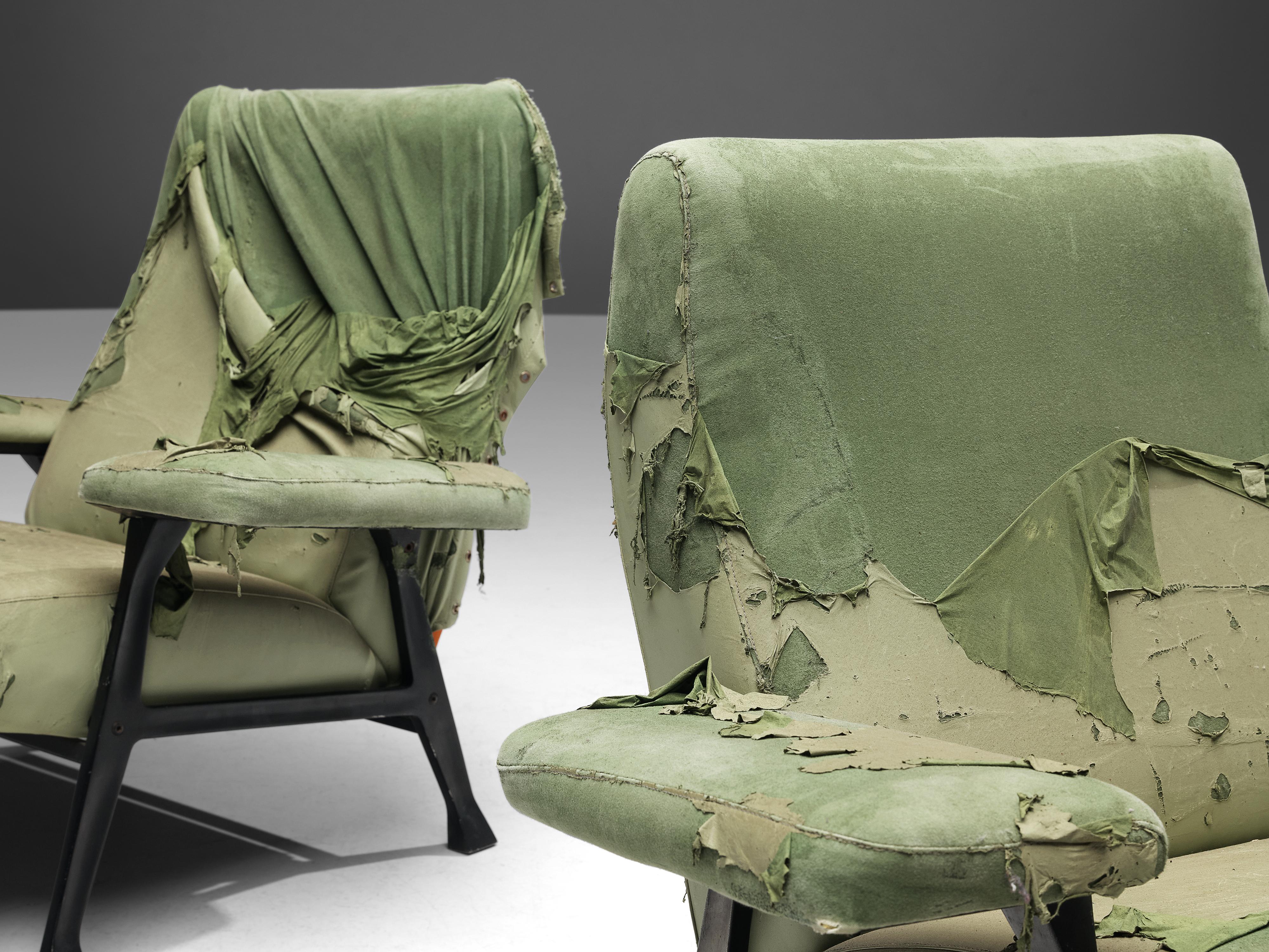Roberto Menghi for Arflex Pair of ‘Hall’ Lounge Chairs in Light Green Fabric 2