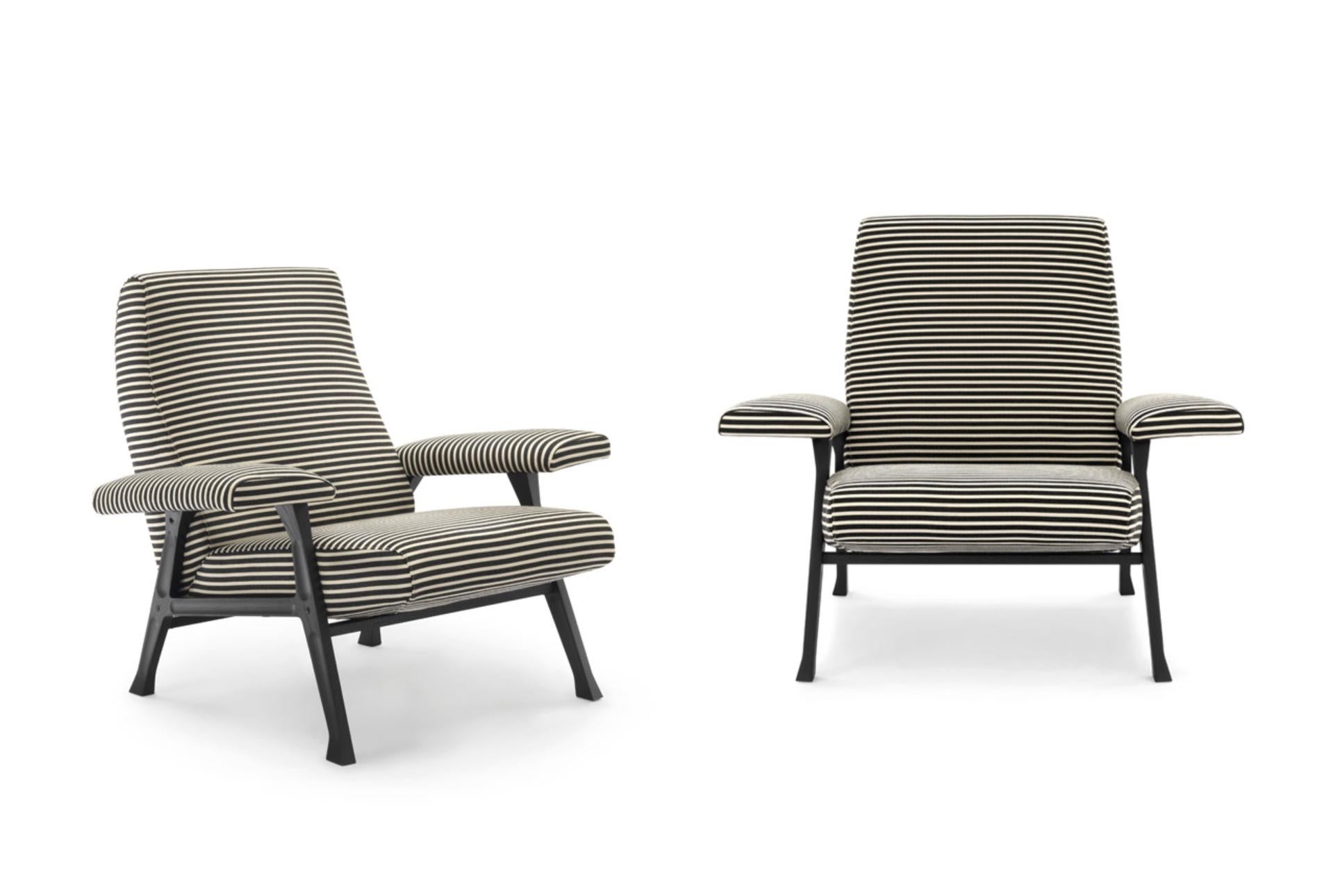 Roberto Menghi 'Hall' Lounge Chair for Arflex, designed in 1958. Italy. 

New, current production - from the Arflex Capsule Collection.

We are at the end of the ‘50s: an interesting series of armchairs and sofas, designed by Roberto Menghi and