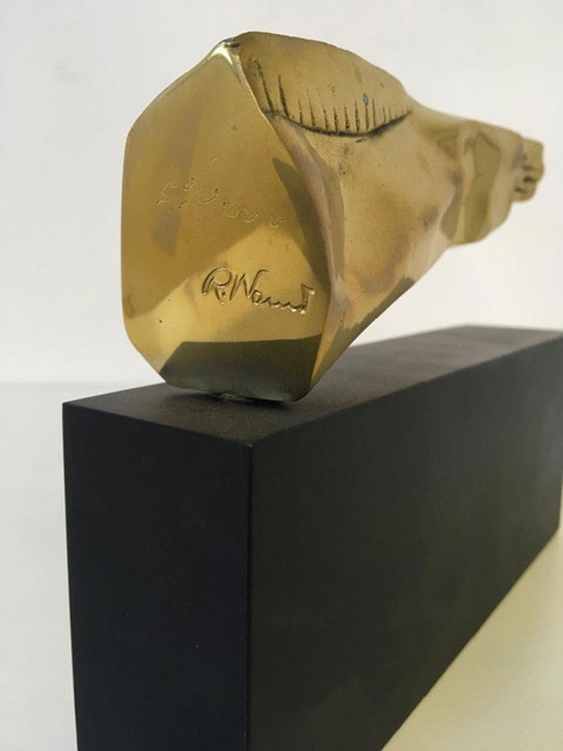 1980 Italia Escultura postmoderna abstracta de bronce Cabeza de caballo en venta 8