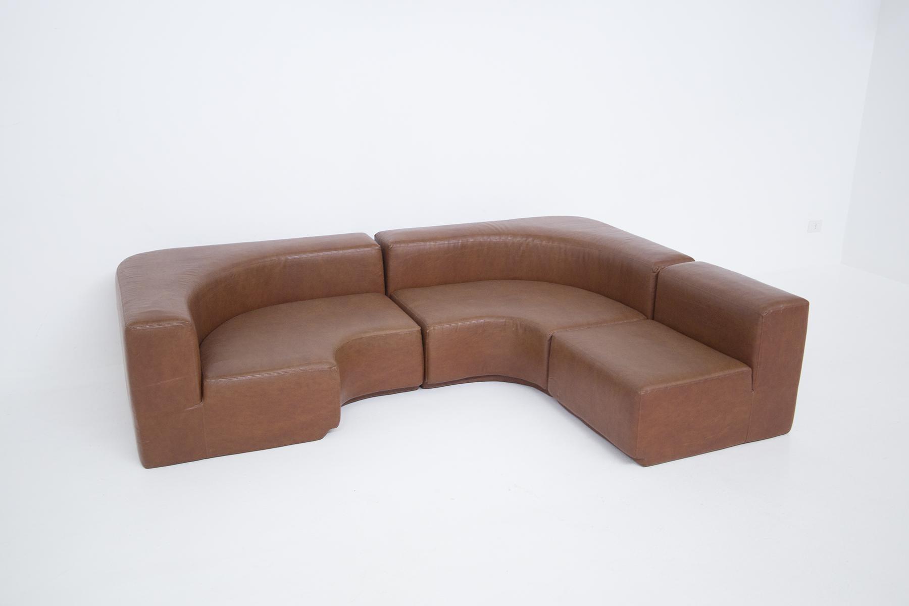 Roberto Pamio Italian Space Age sofa in simil leather skai brown For Sale 7