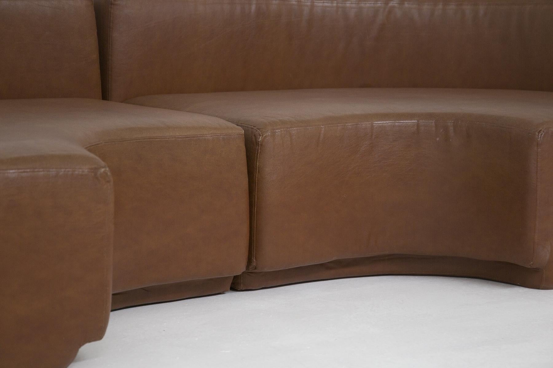 Roberto Pamio Italian Space Age sofa in simil leather skai brown For Sale 10