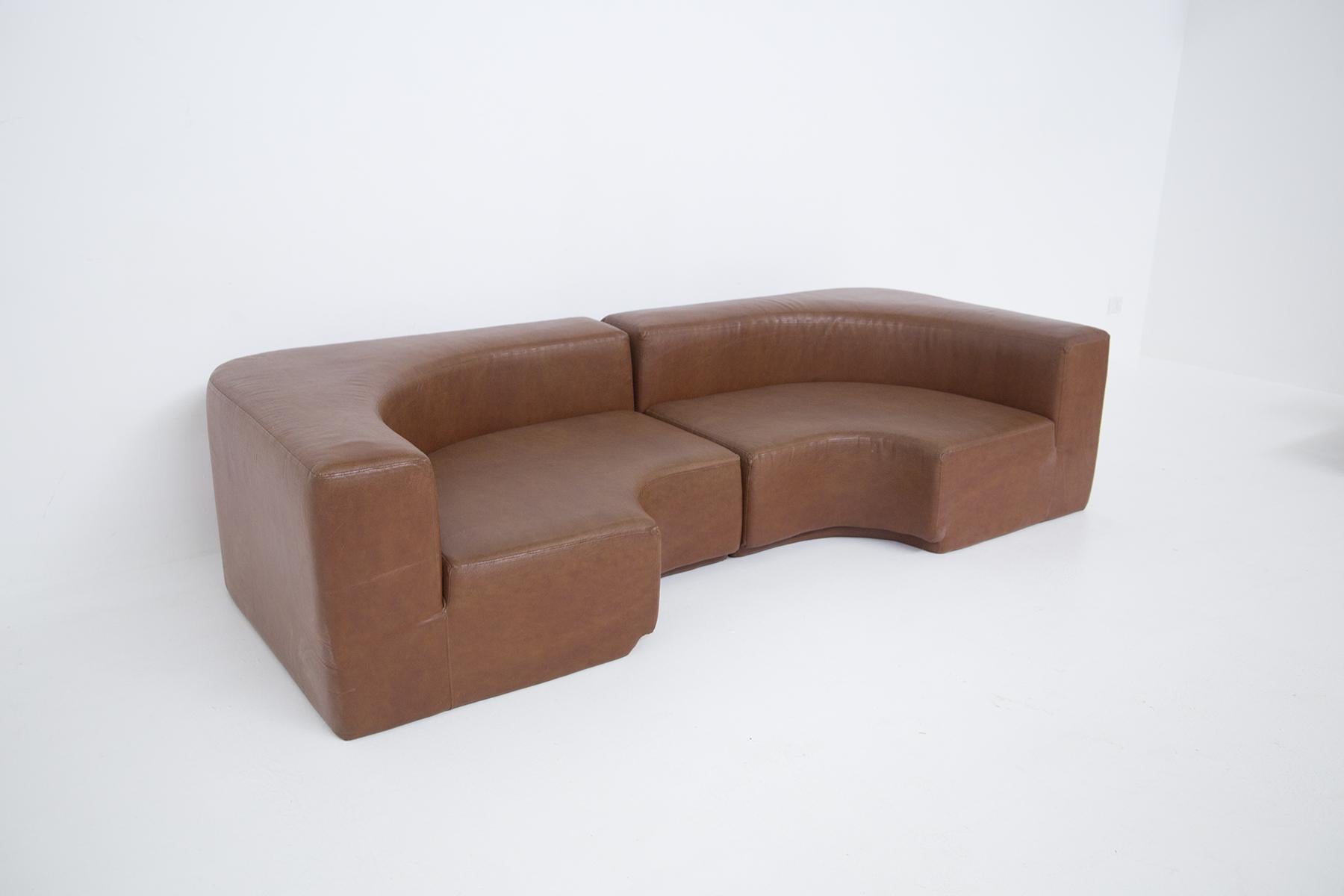 Roberto Pamio Italian Space Age sofa in simil leather skai brown For Sale 1