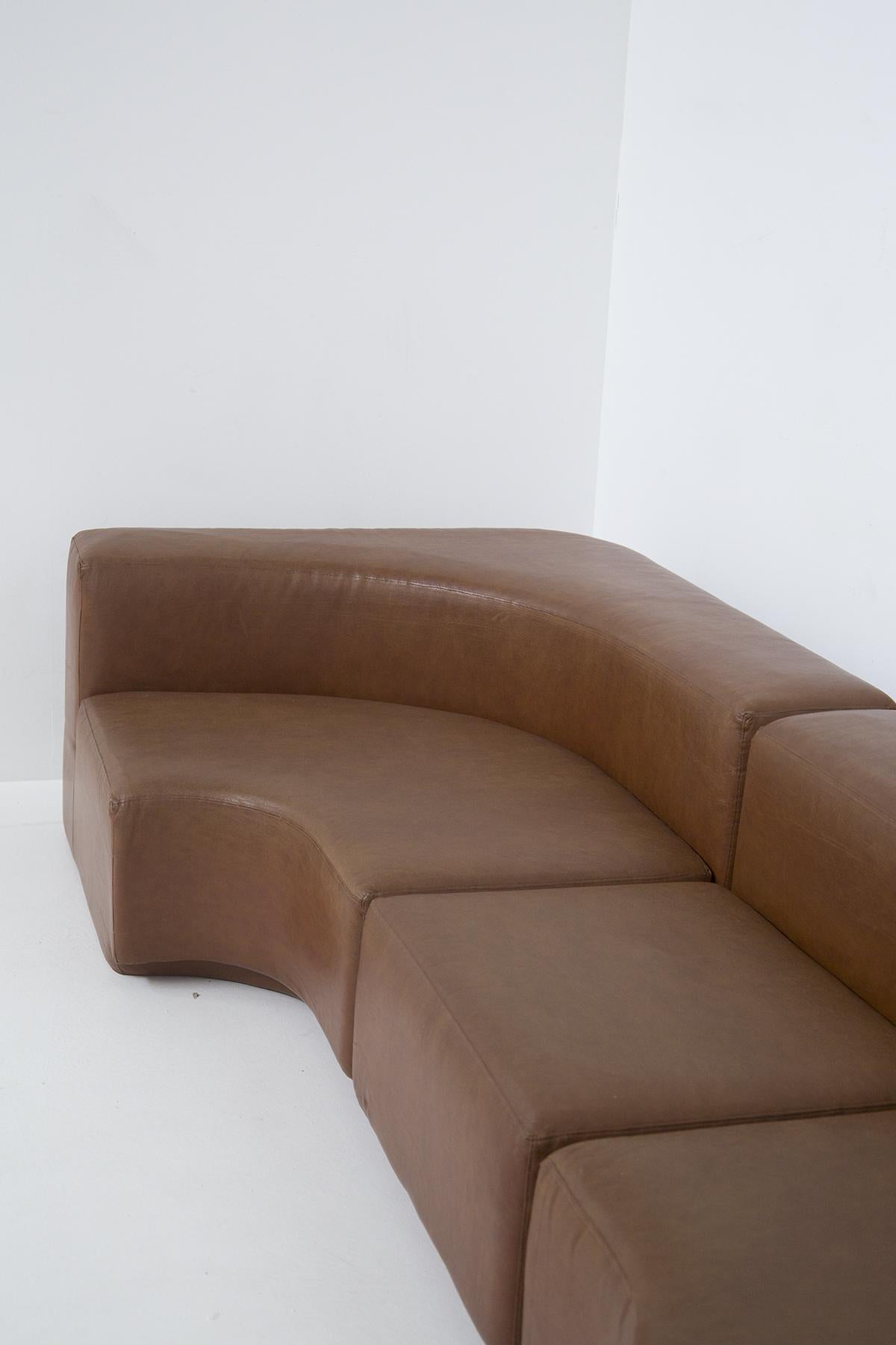 Roberto Pamio Italian Space Age sofa in simil leather skai brown For Sale 2