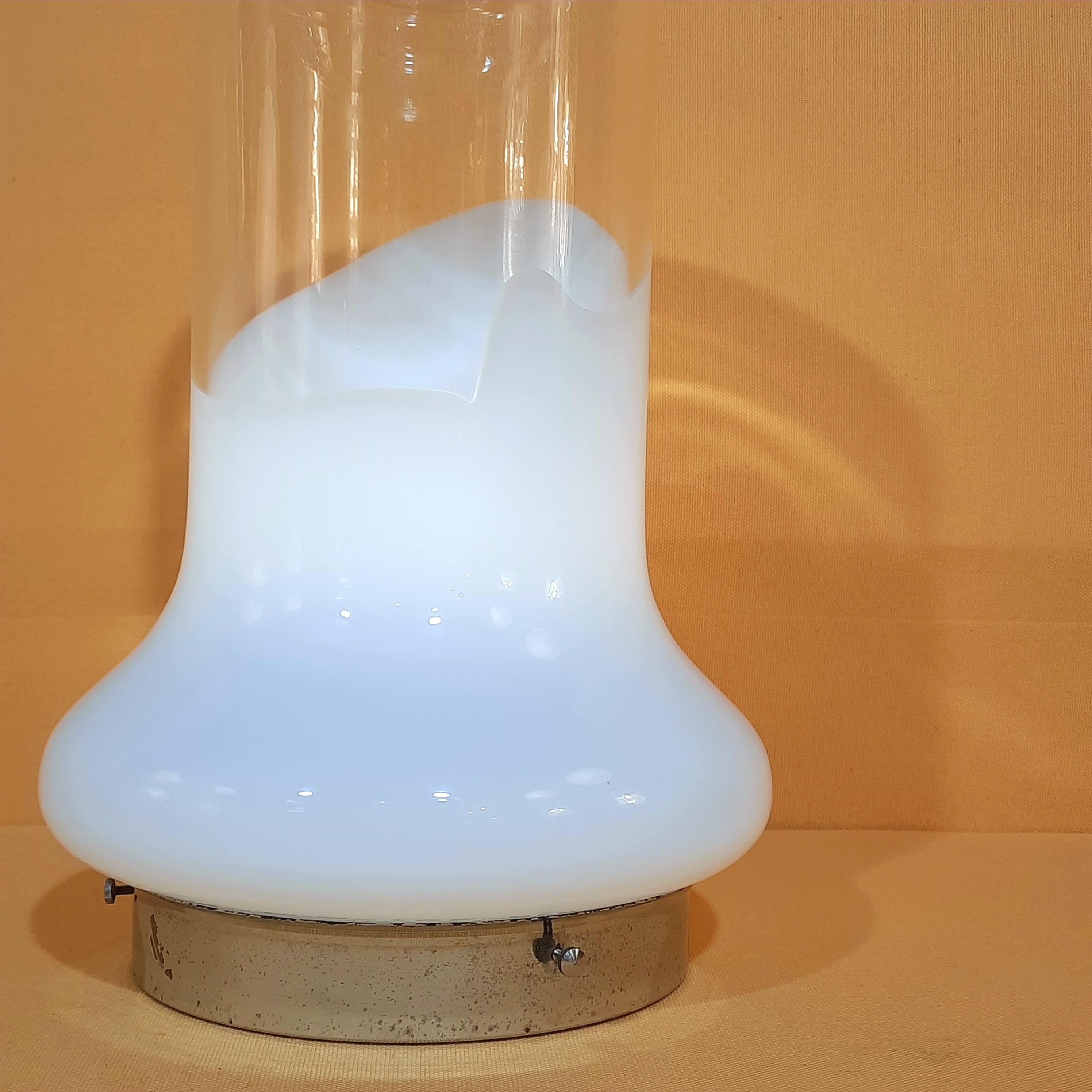 Roberto Pamio, Leucos, italian murano glass table light, 1970 In Good Condition For Sale In Saint-Ouen-sur-Seine, FR