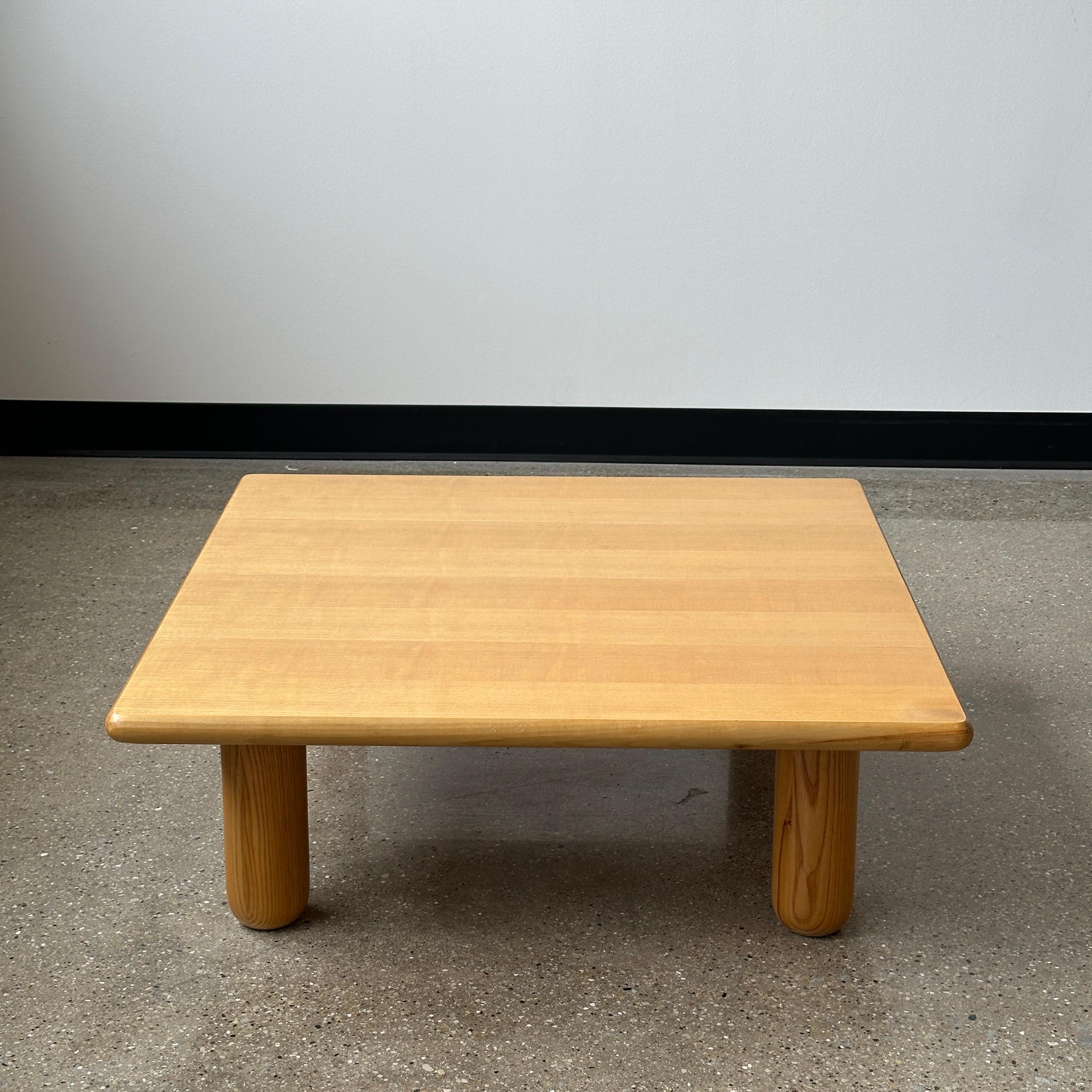 Late 20th Century Roberto Pamio Oak Coffee Table For Sale