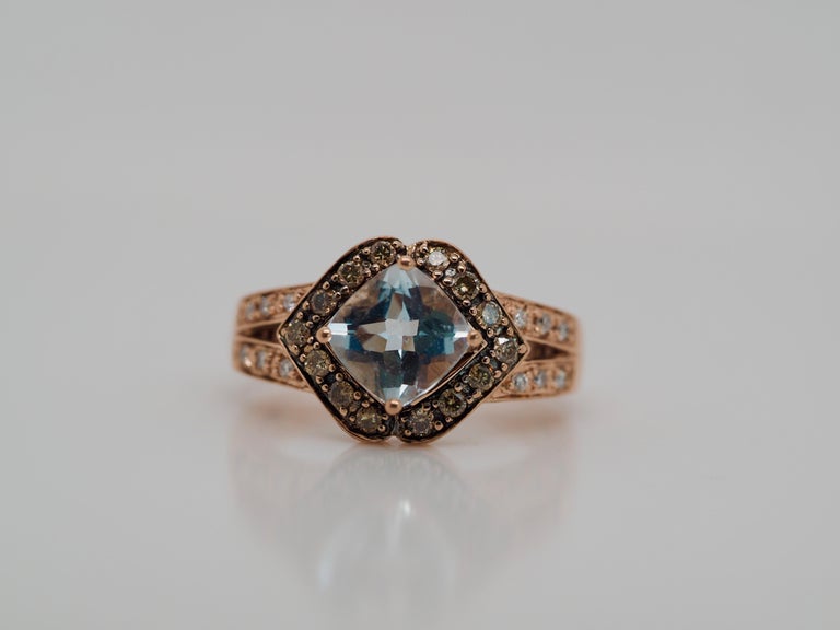 Women's or Men's Roberto Ricci 14 Karat Rose Gold Light Blue Topaz and Diamond Ring For Sale