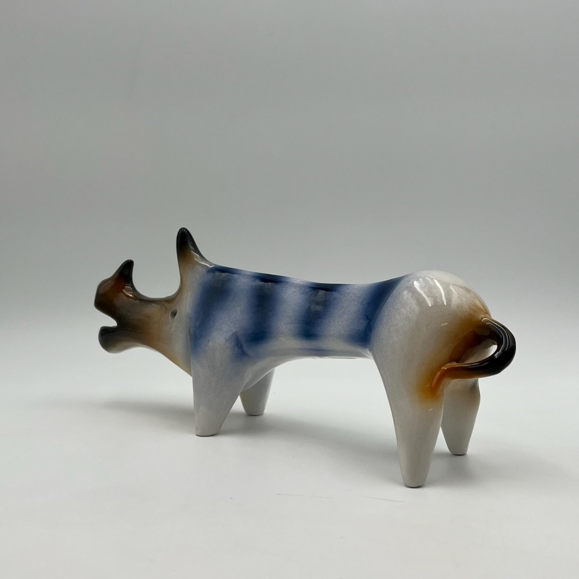 Céramique Figurine en céramique « Rhino » de Roberto Rigon, sculpture artistique fabriquée en Italie, années 1970 en vente