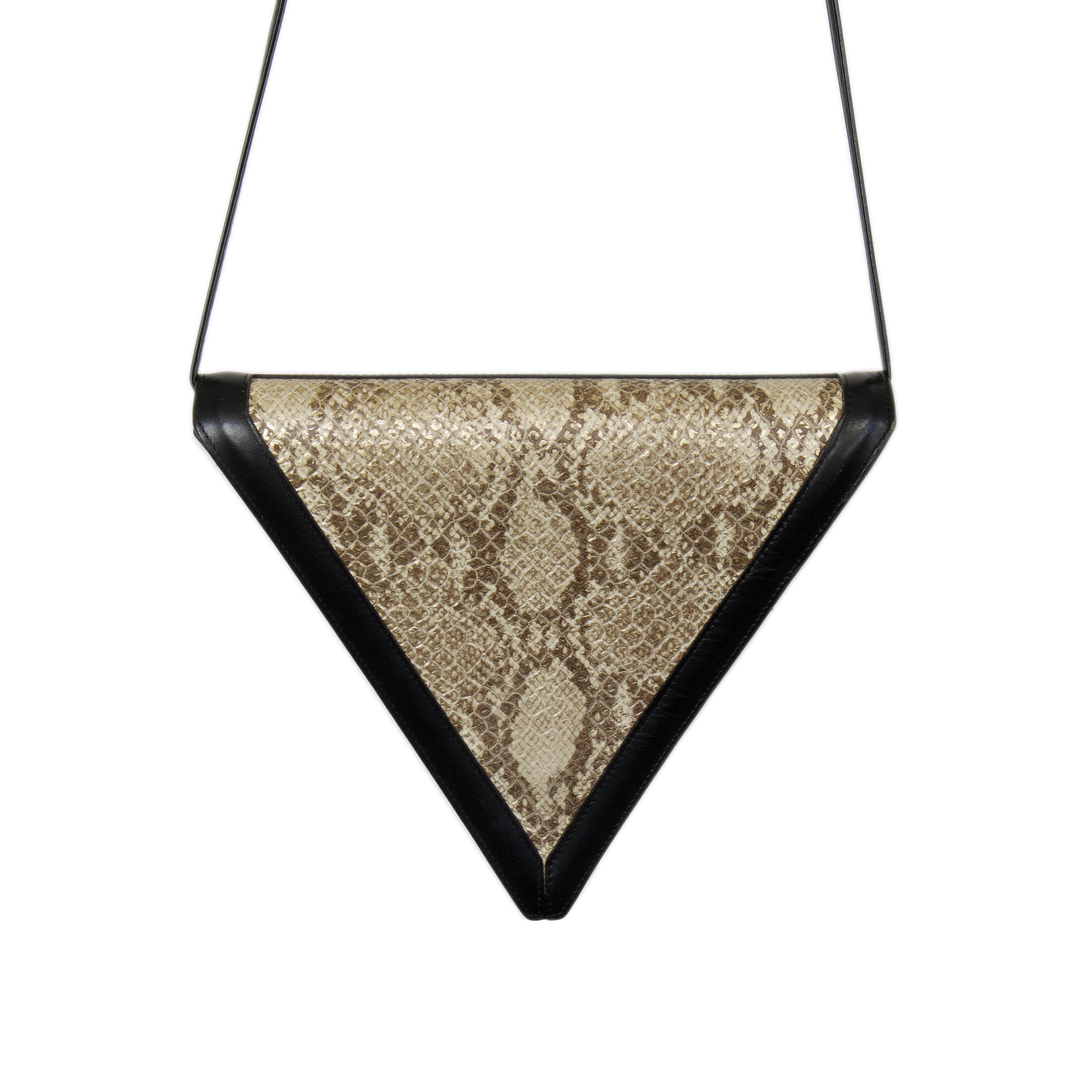 Women's Roberto Vascon Bag - 1980s Vintage - Leather + Snakeskin Print - Triangular For Sale