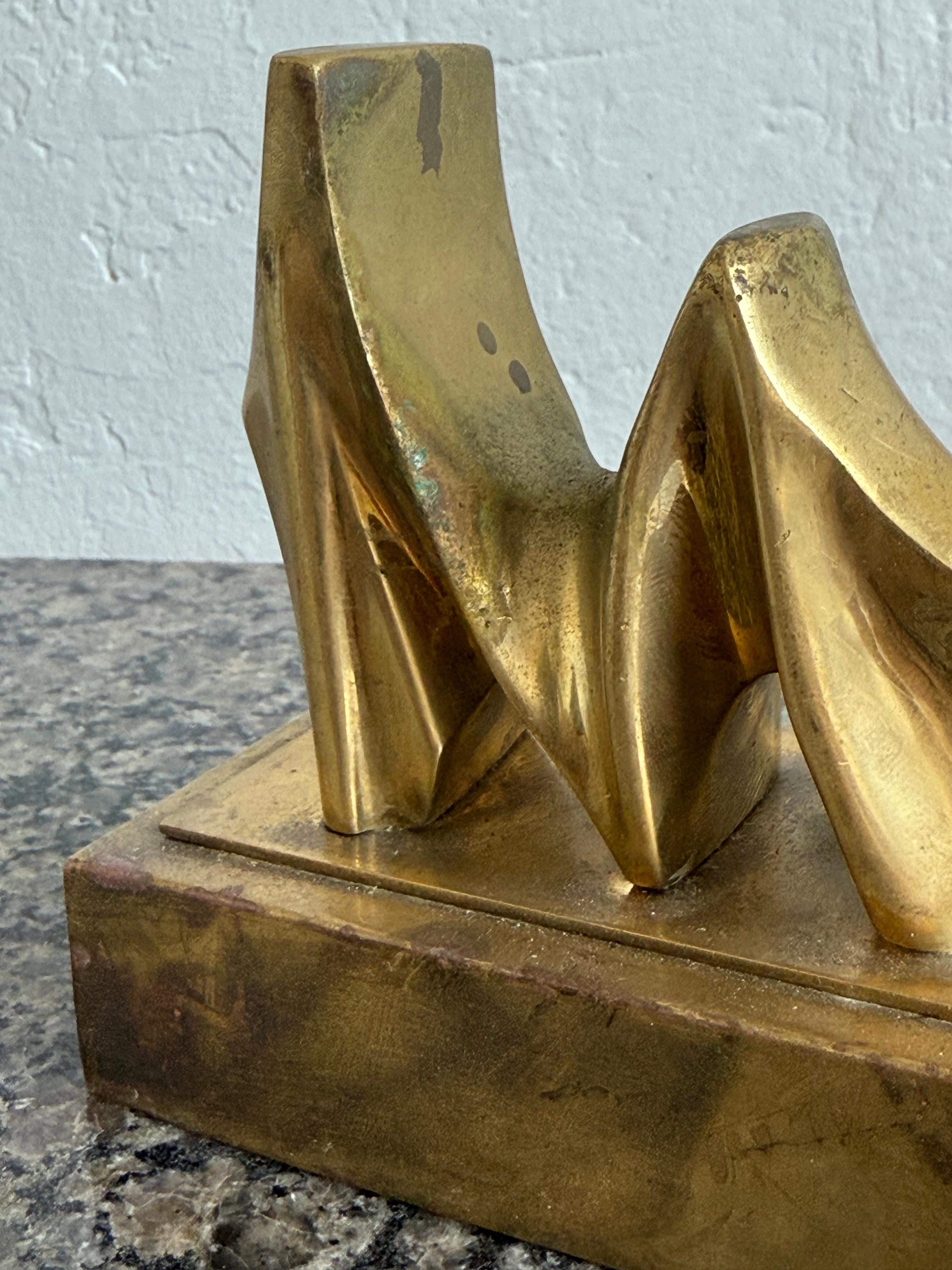 Roberto Vivas Scultura astratta in bronzo su base di bronzo, Brasile 1960s in vendita 5