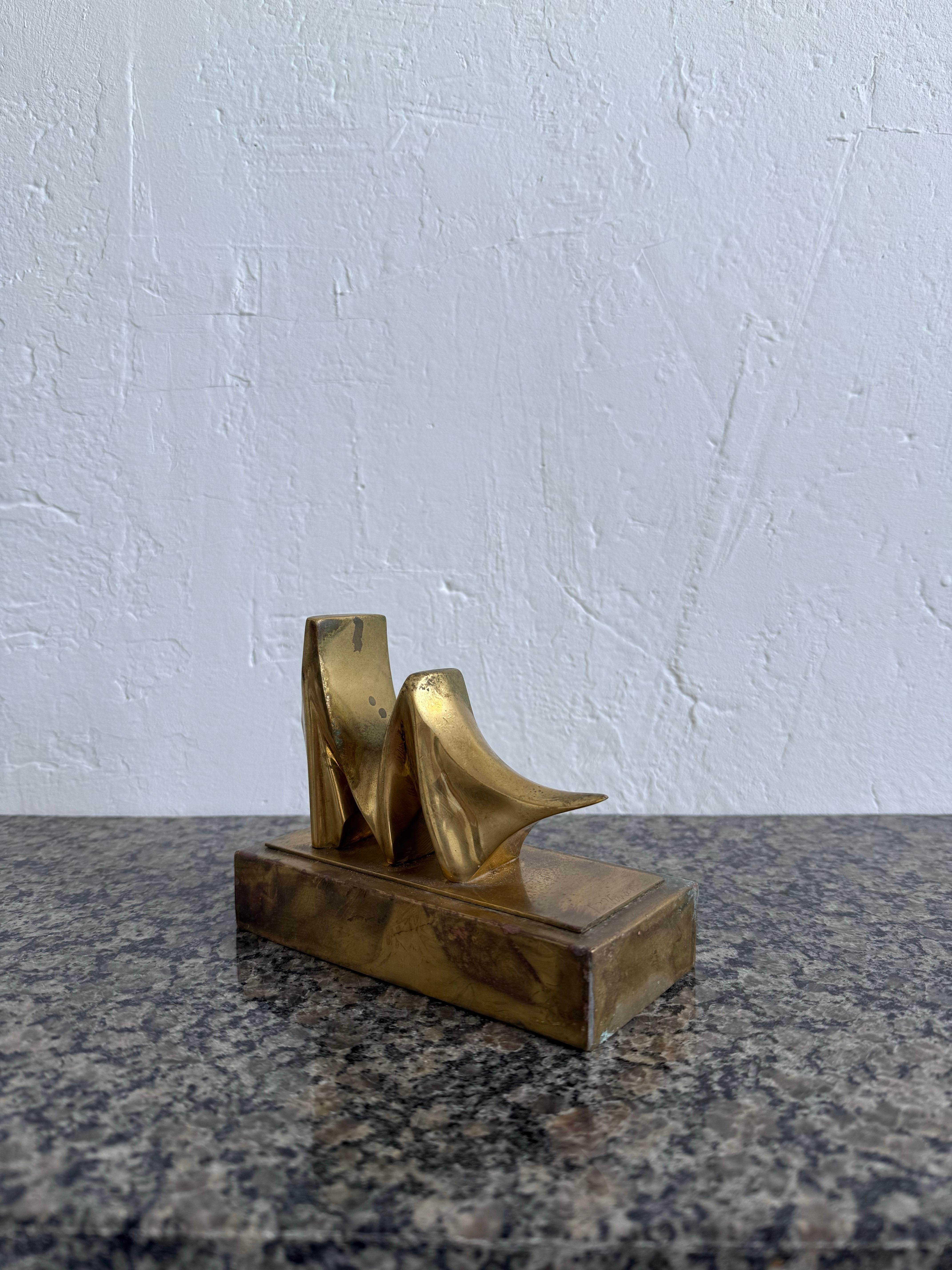 Roberto Vivas Scultura astratta in bronzo su base di bronzo, Brasile 1960s in vendita 7