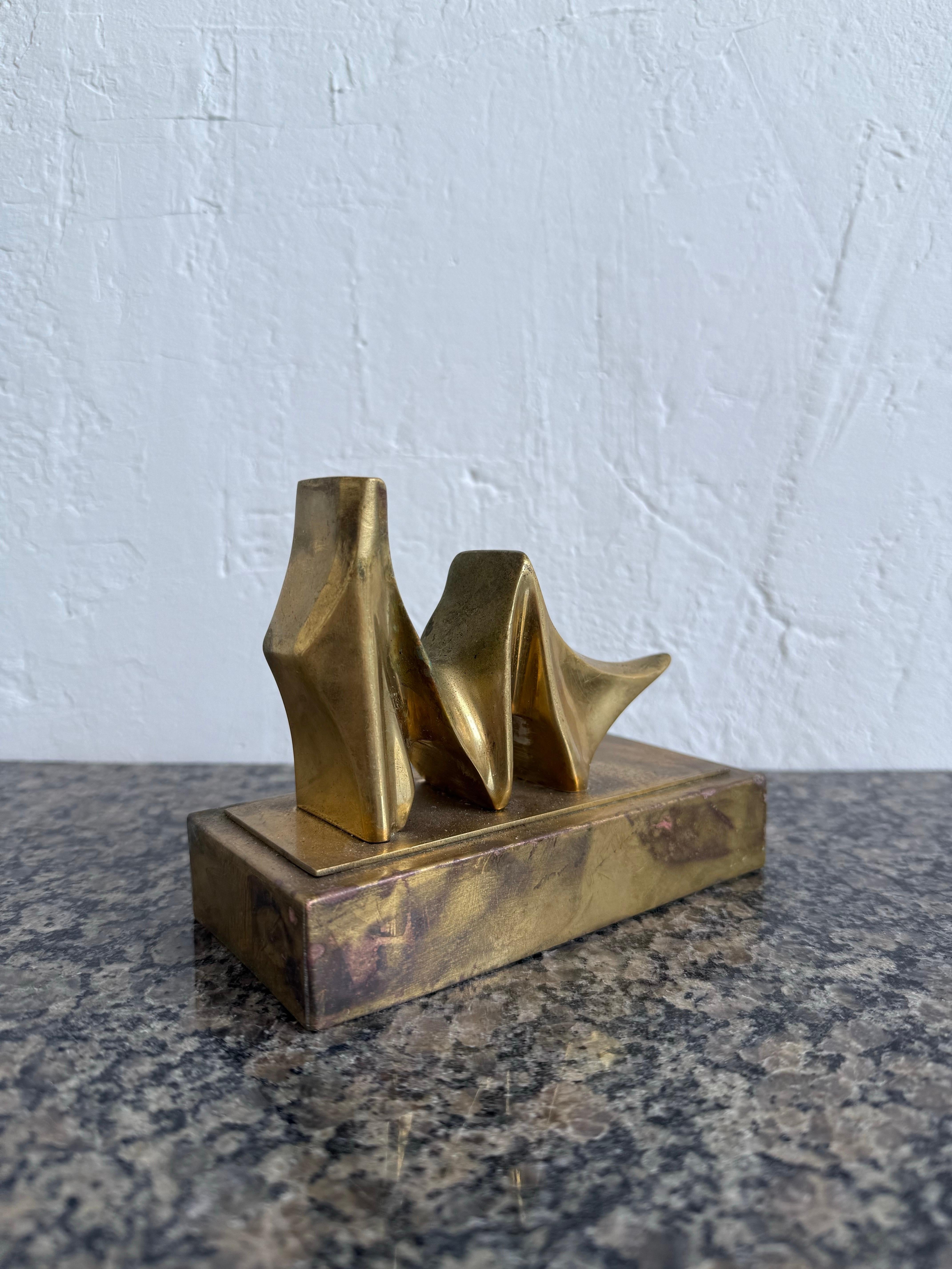 Roberto Vivas Scultura astratta in bronzo su base di bronzo, Brasile 1960s in vendita 2