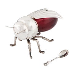 Roberts and Belk Silver Plated Honey Pot Sheffield, circa 1925