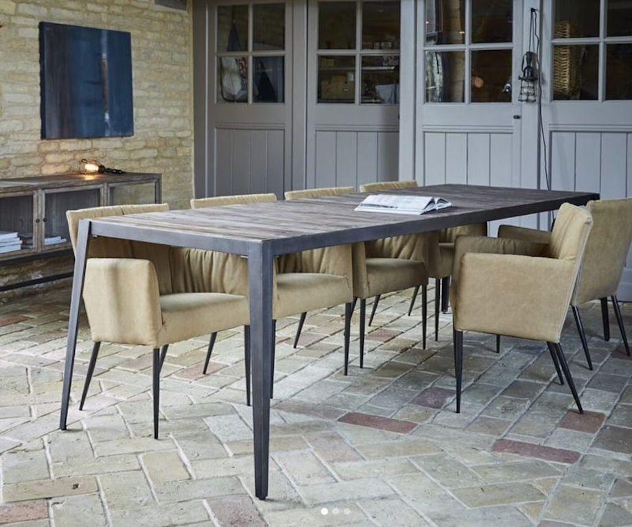 European Roberts Contemporary Dining Table, 20th Century For Sale