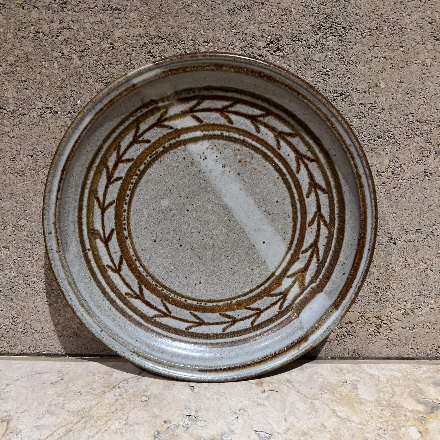 Roberts & Shaw Art Pottery Glazed Stoneware Platter For Sale 3