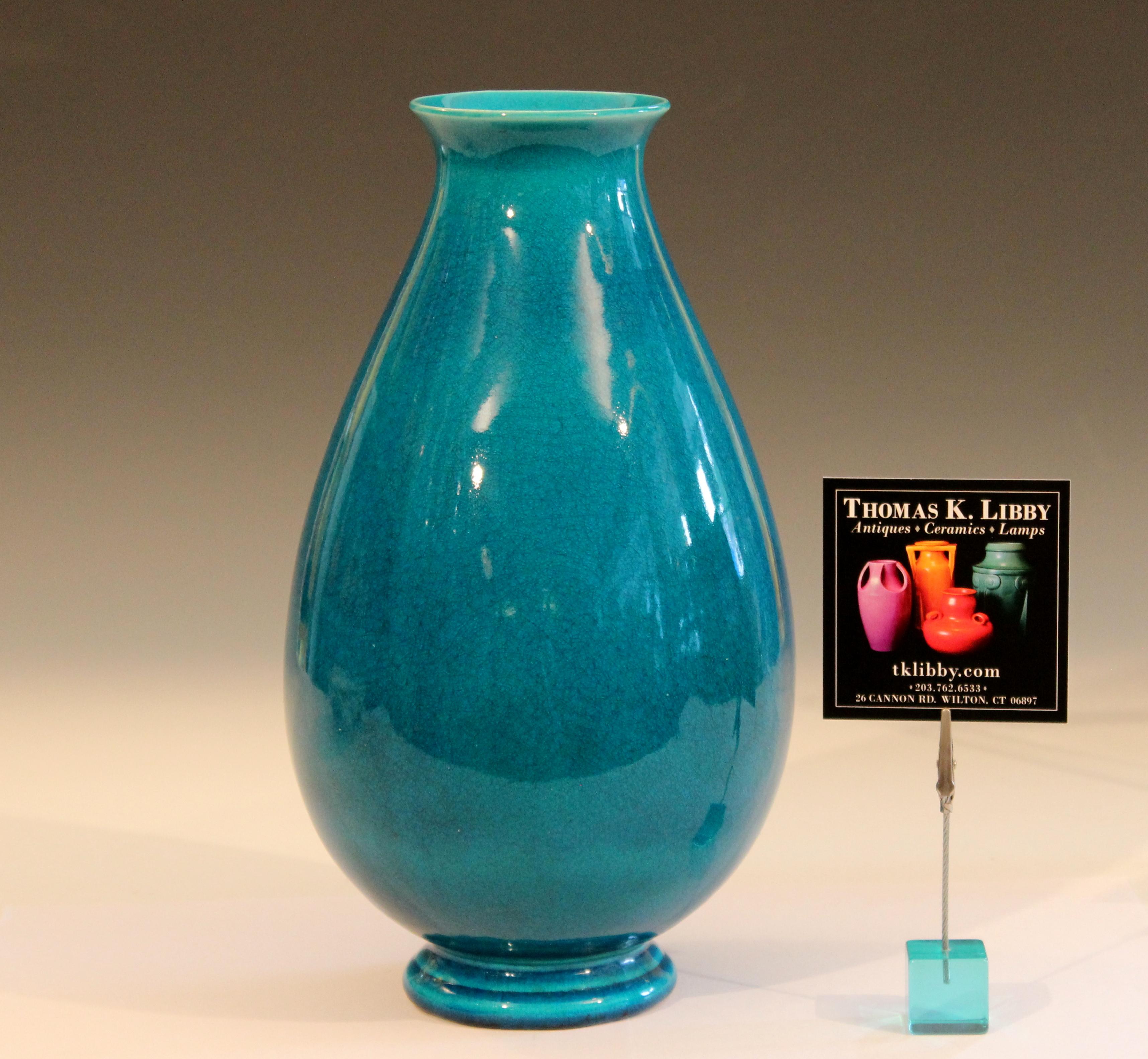Robertson Hollywood CA Pottery Art Deco Turquoise Crackle Glaze Vintage Vase In Excellent Condition In Wilton, CT