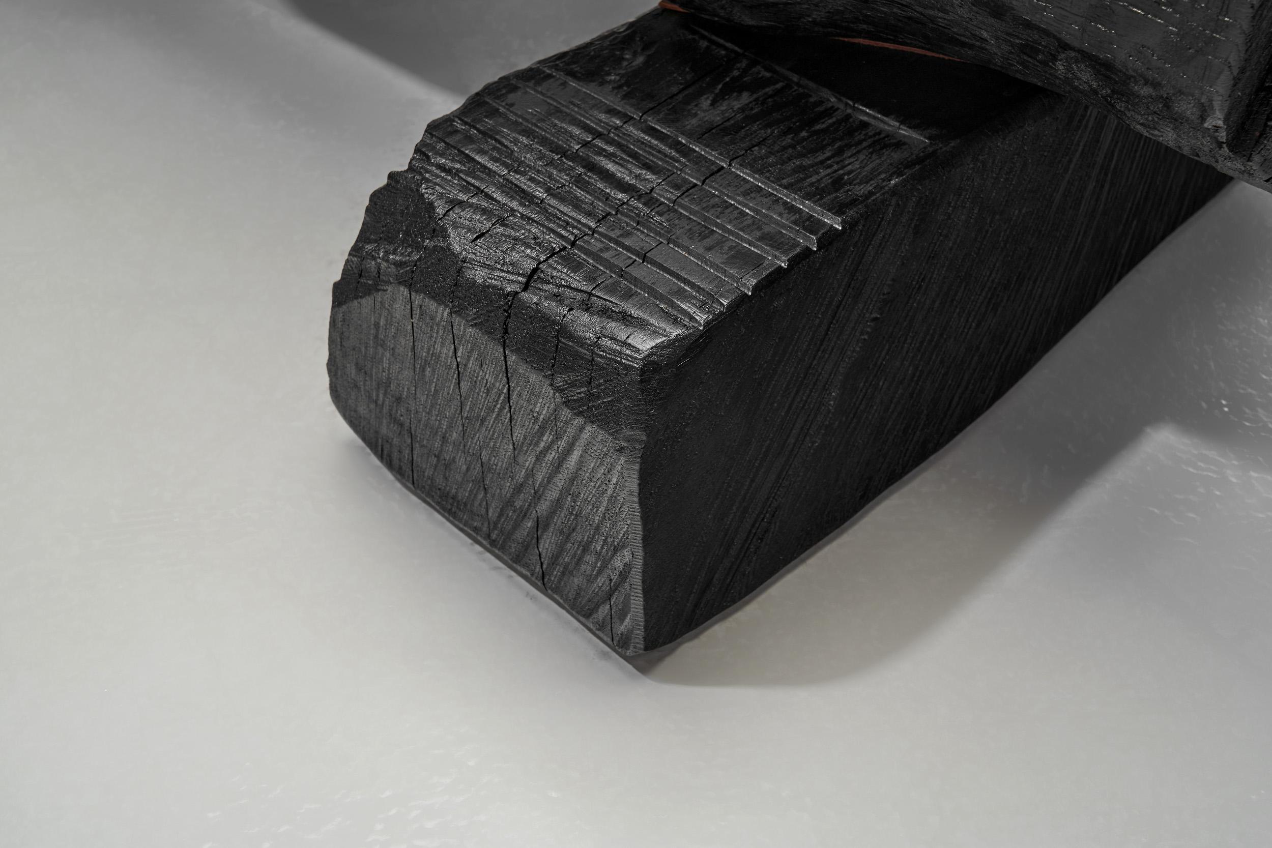 Banc en chêne ébonité noir de Robin Berrewaerts, Belgique 21e siècle en vente 10