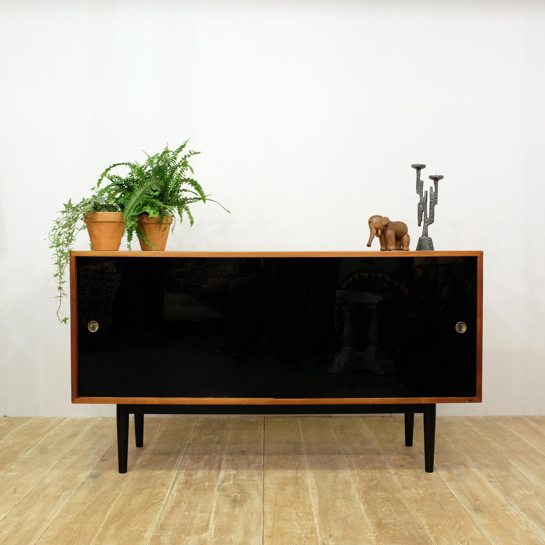 Robin Day for Hille of London Midcentury 'Interplan' Sideboard, 1954 3