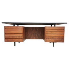 Robin Day pour Hille Bureau de direction en bois de rose:: Mid Century