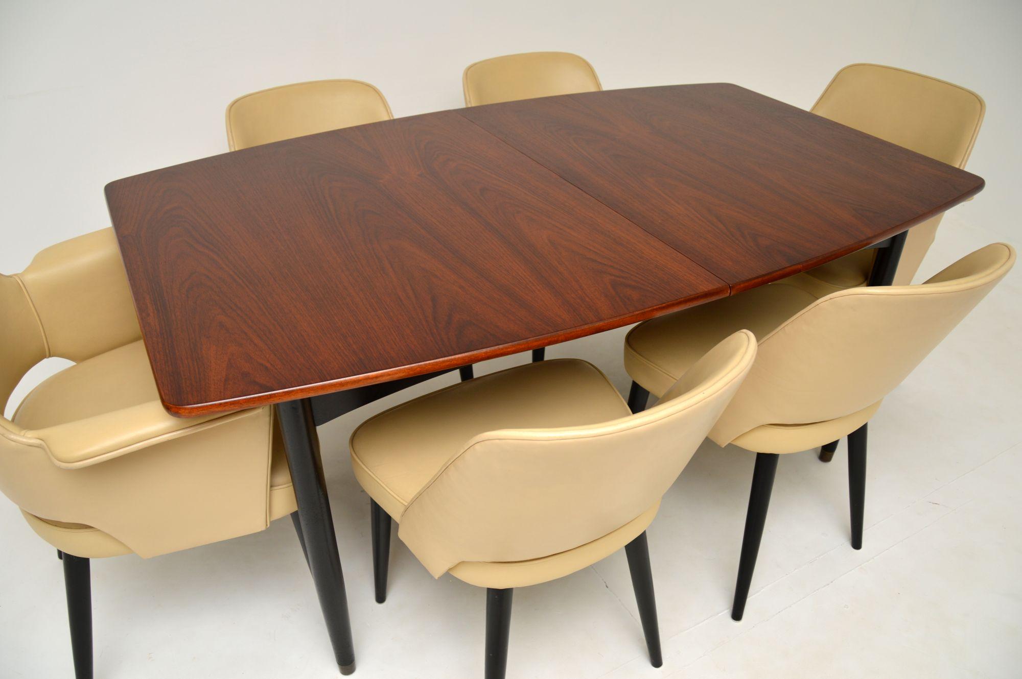 Robin Day for Hille Stamford Dining Suite in Leather & Wood 2